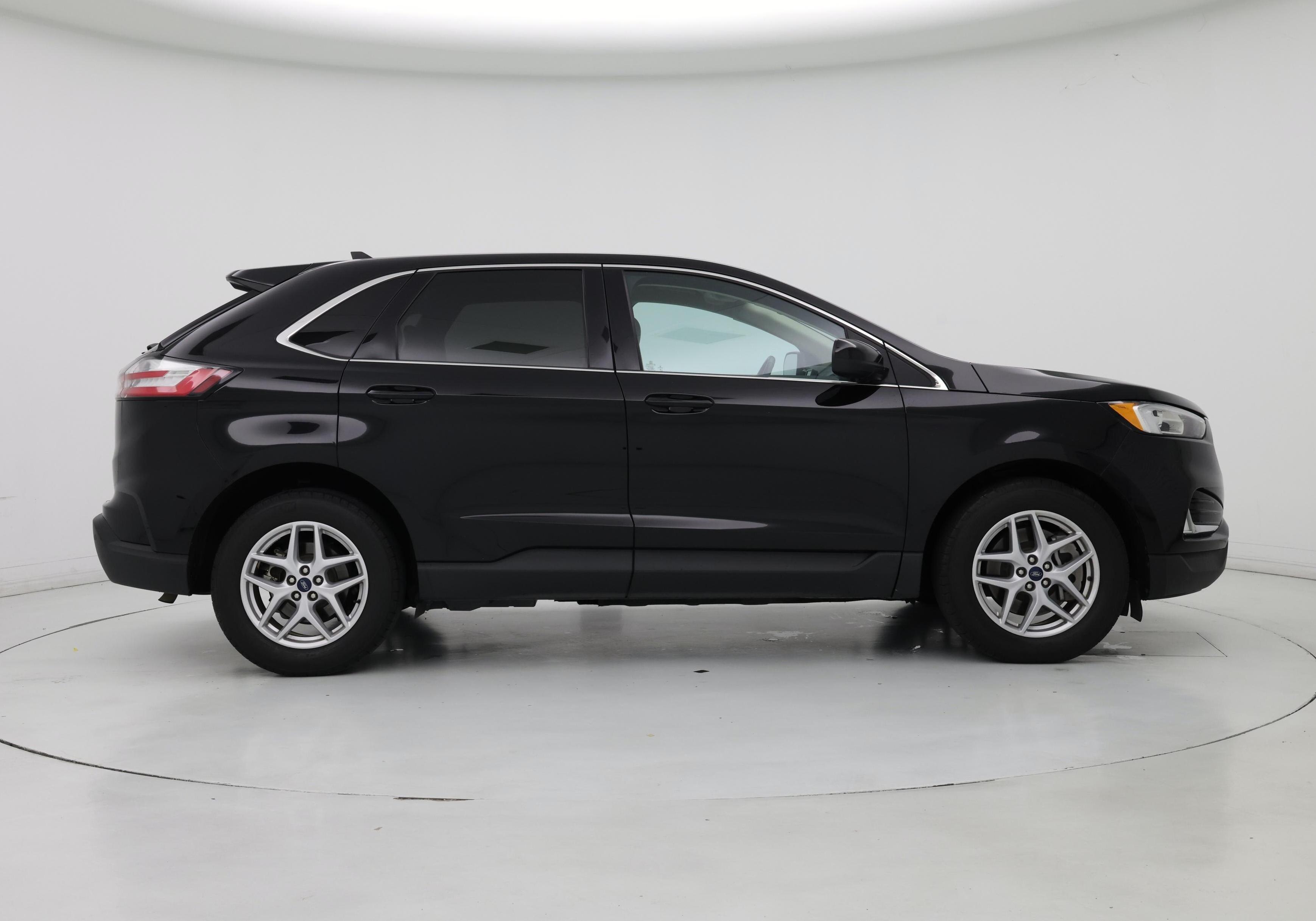 Thumbnail: 2021 Ford Edge - 7