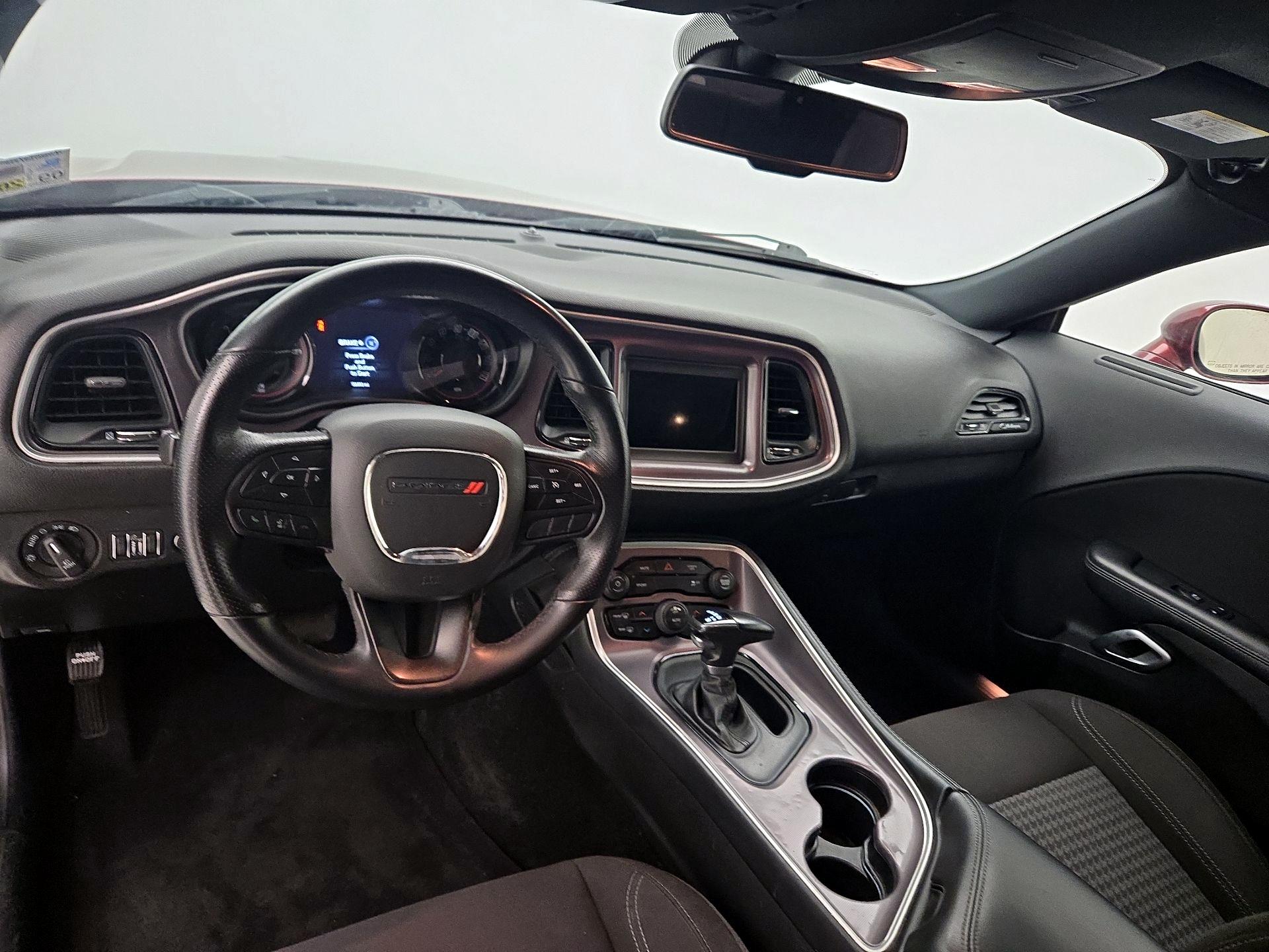 Thumbnail: 2022 Dodge Challenger - 9