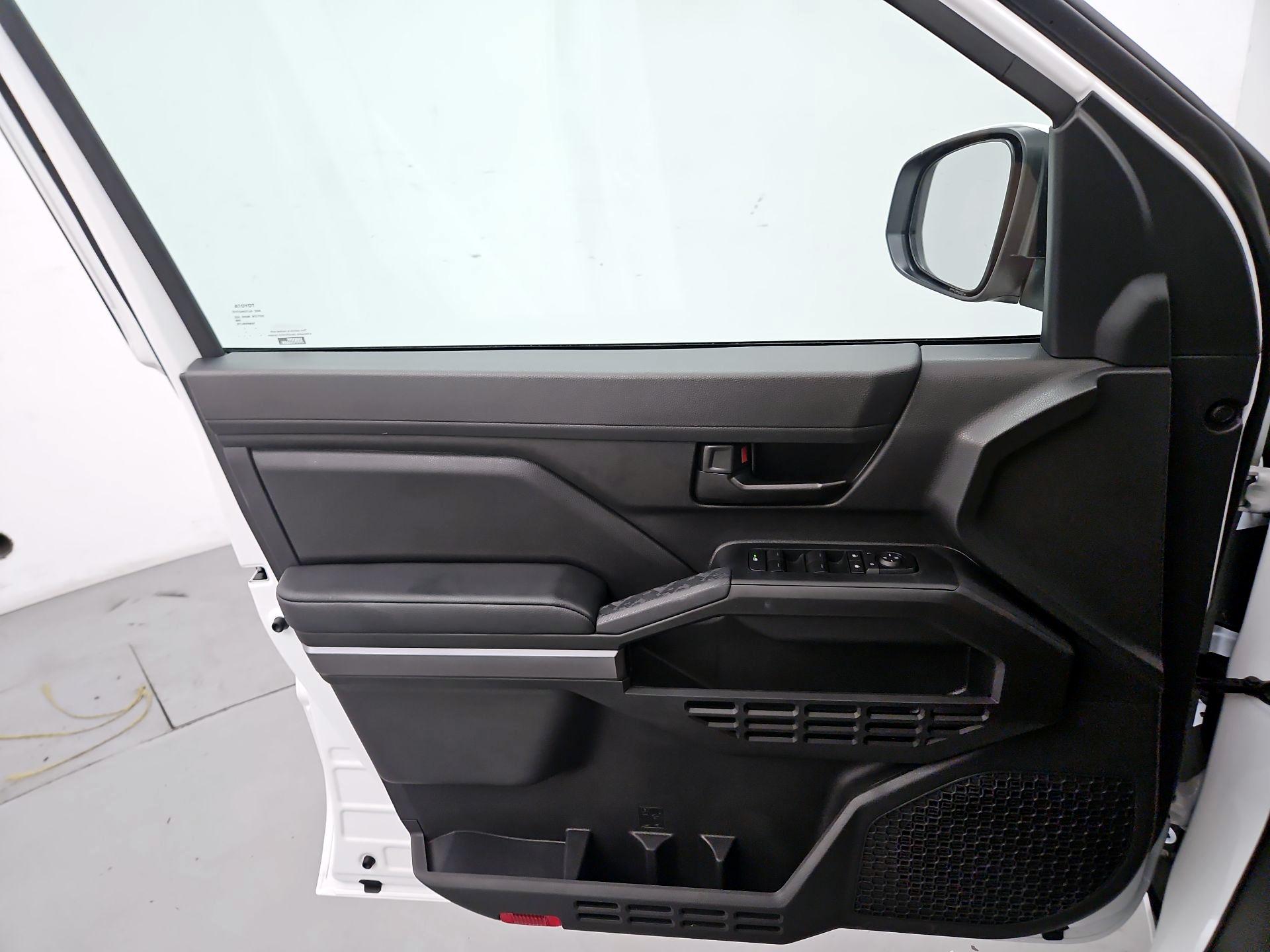 Thumbnail: 2025 Toyota Tacoma - 12