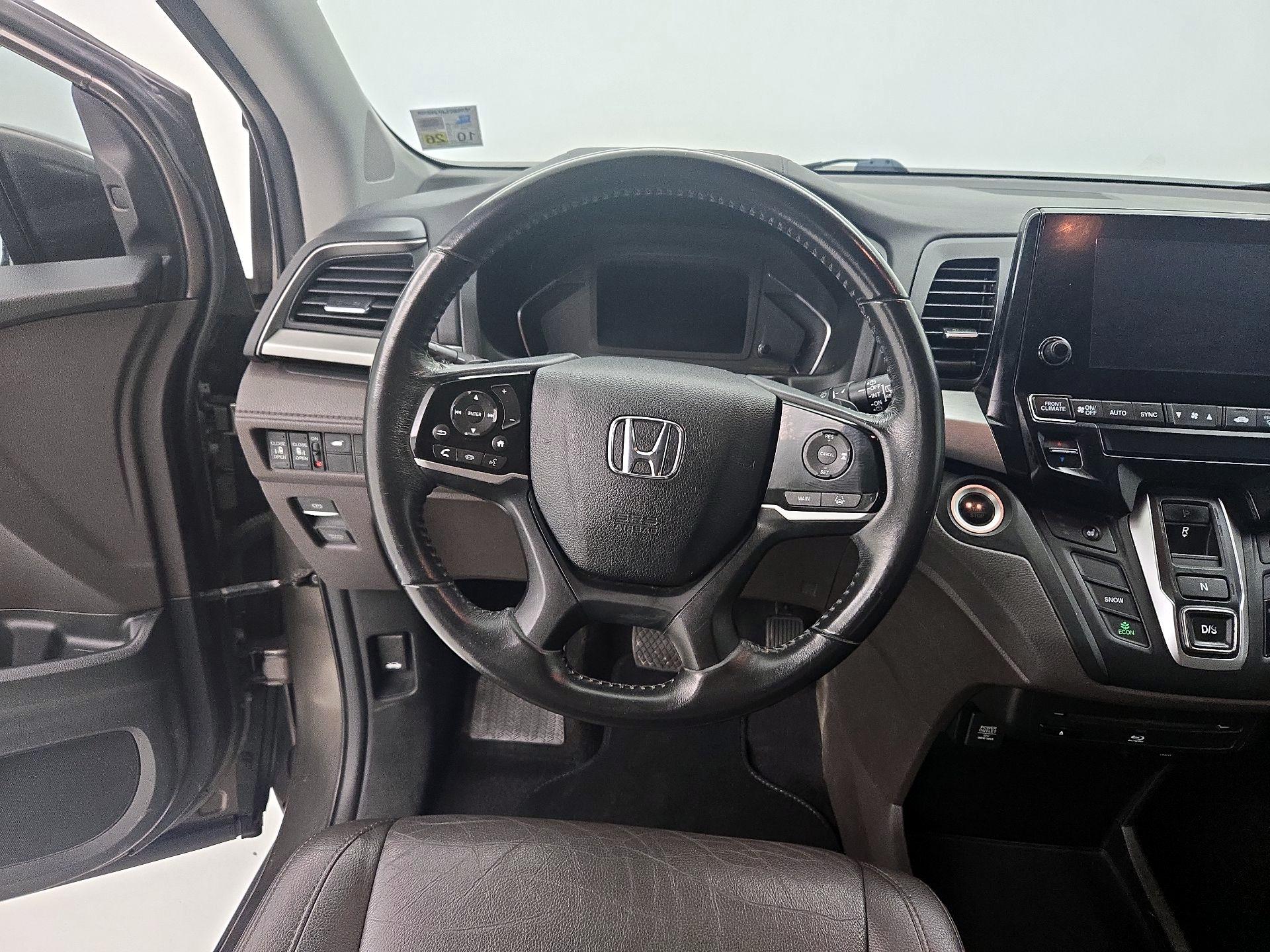 Thumbnail: 2018 Honda Odyssey - 10