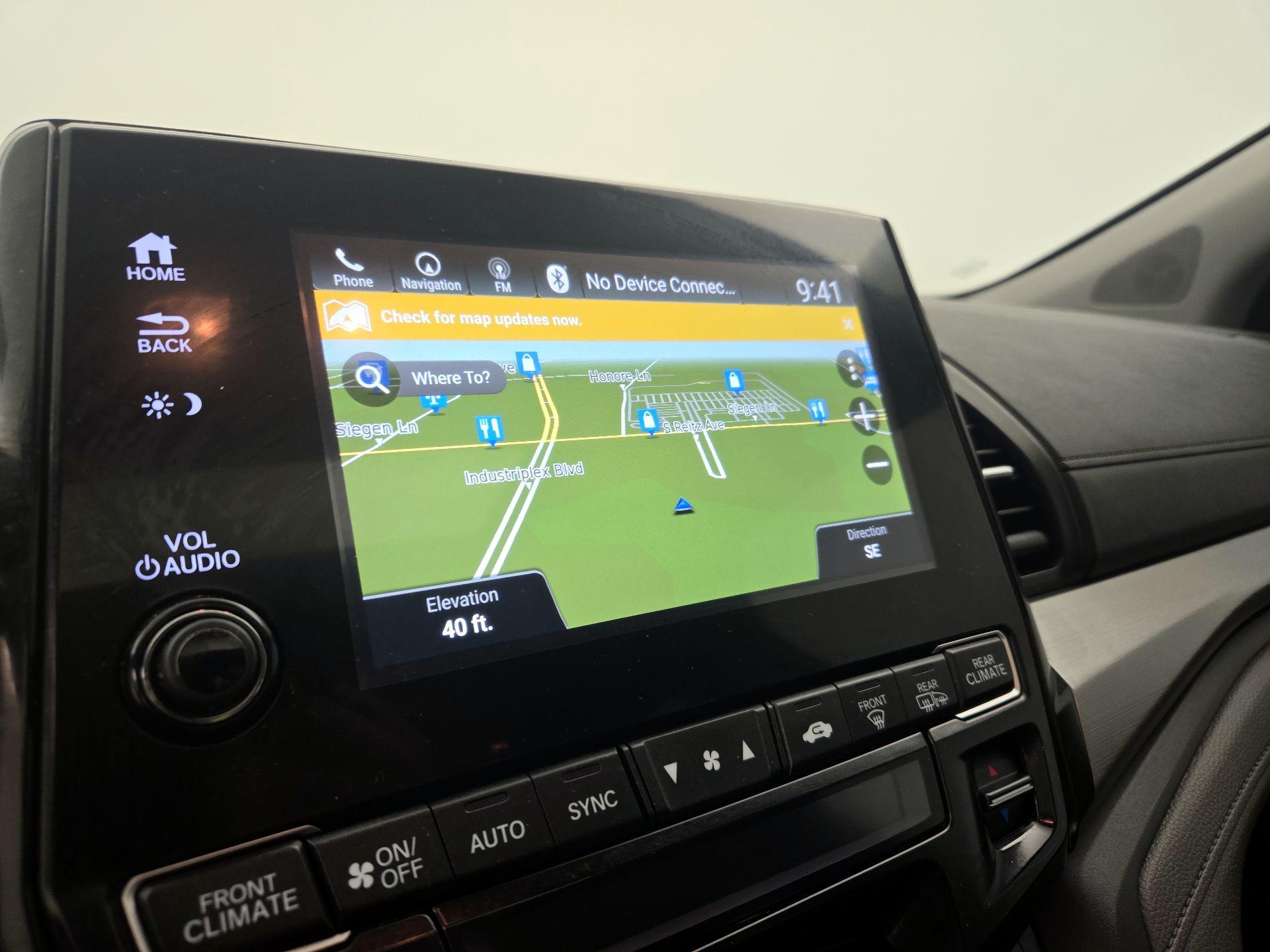 Thumbnail: 2018 Honda Odyssey - 14