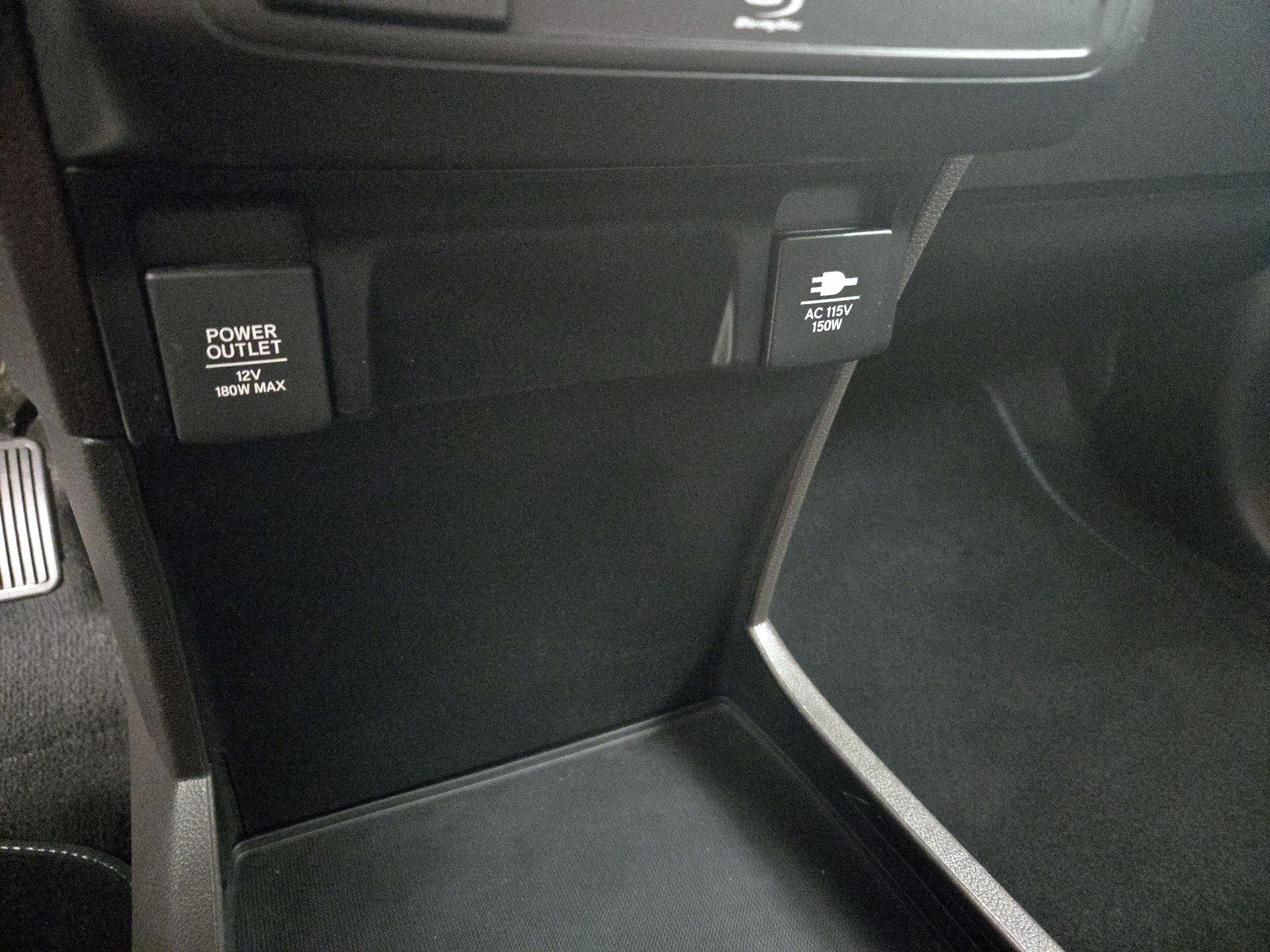 Thumbnail: 2018 Honda Odyssey - 19
