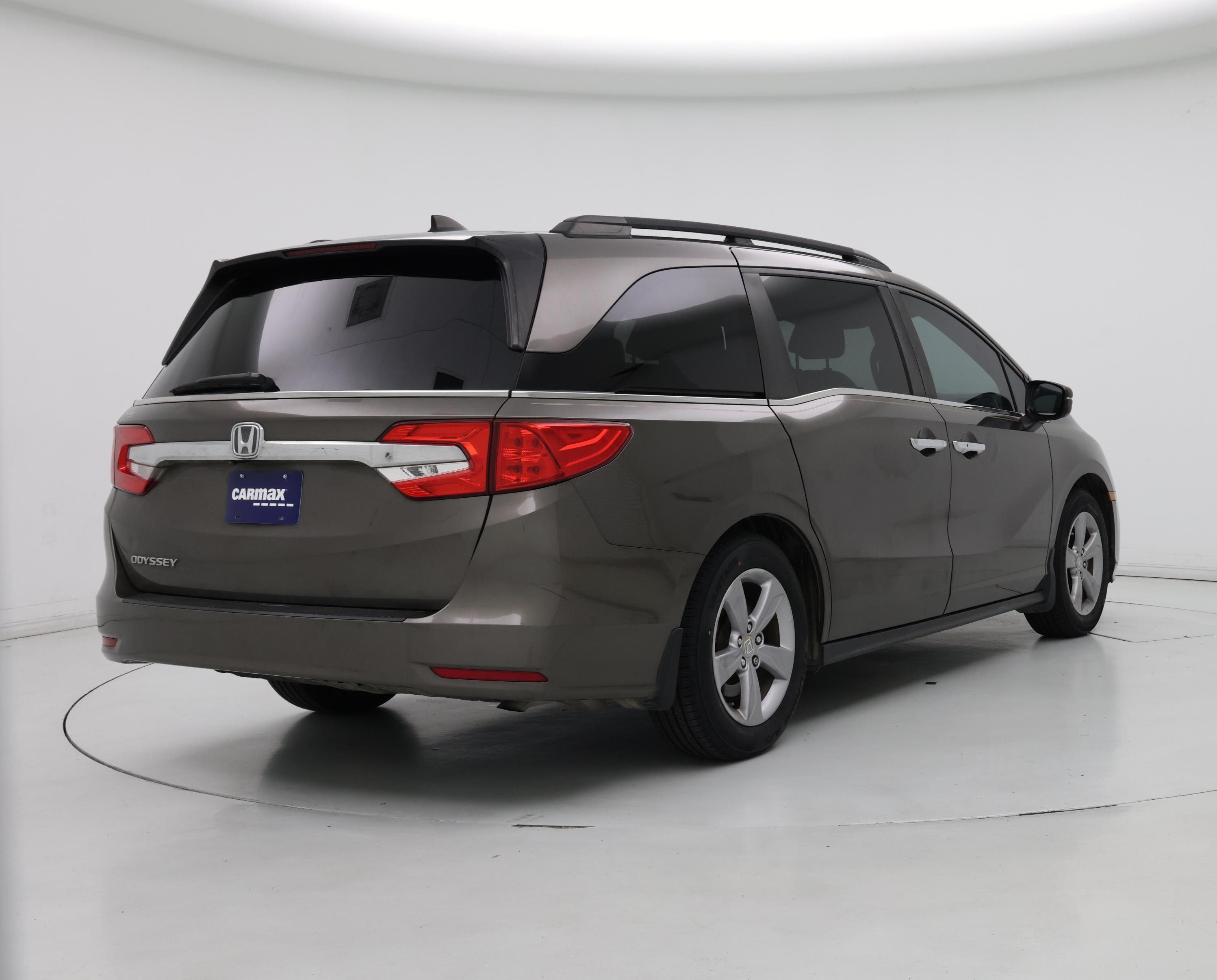Thumbnail: 2018 Honda Odyssey - 8