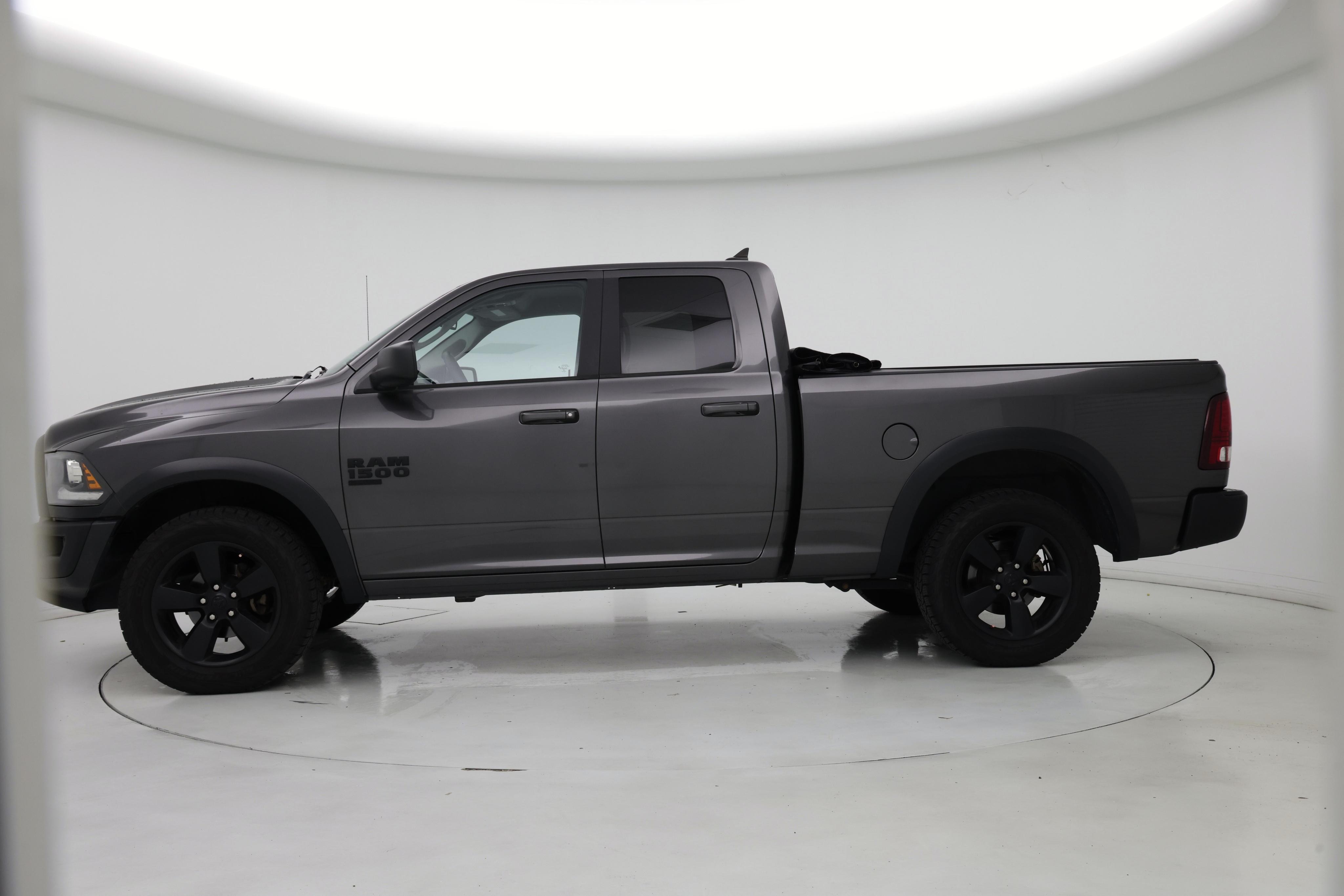 Thumbnail: 2019 RAM 1500 Classic - 3