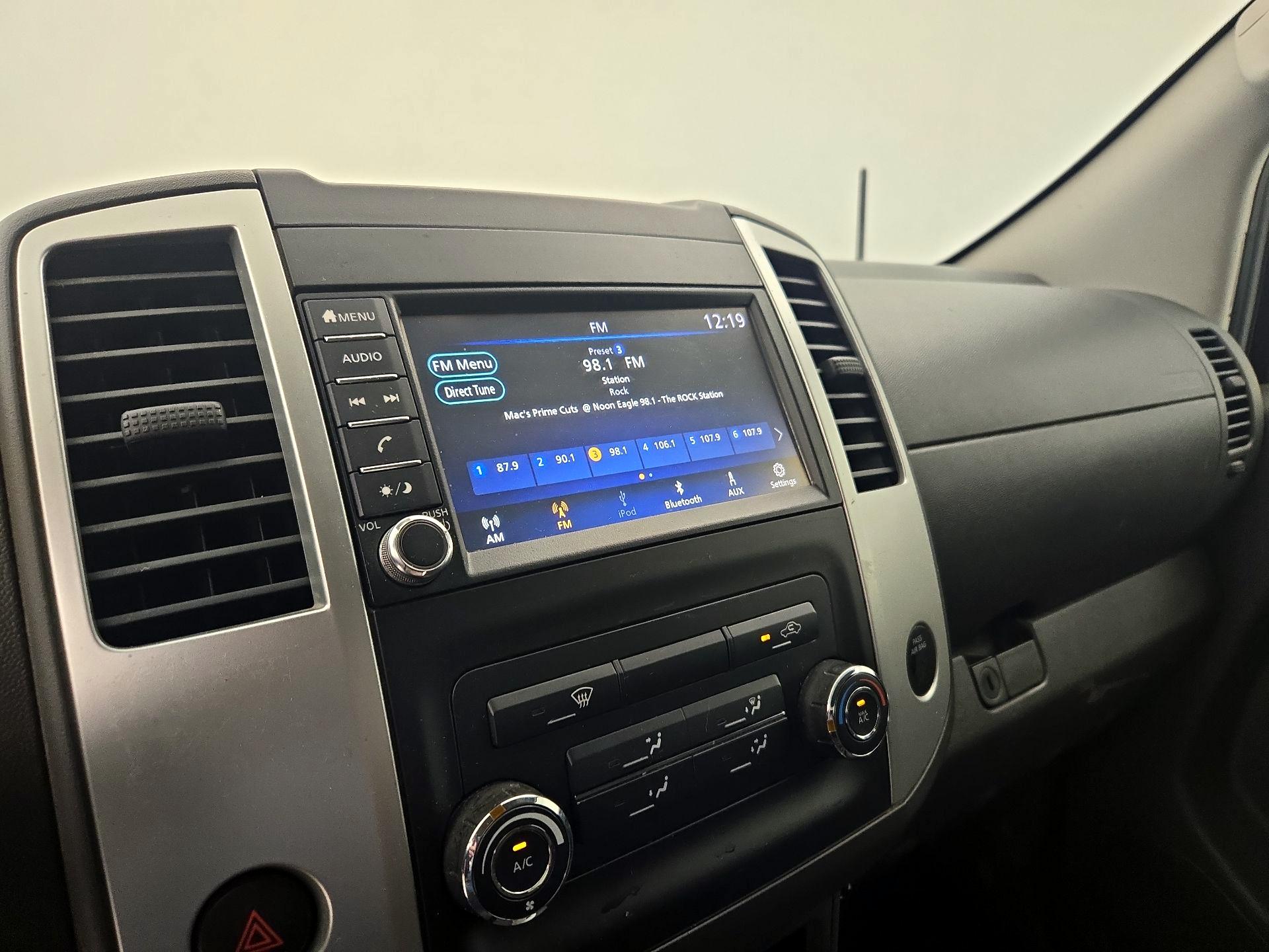 Thumbnail: 2021 Nissan Frontier - 15