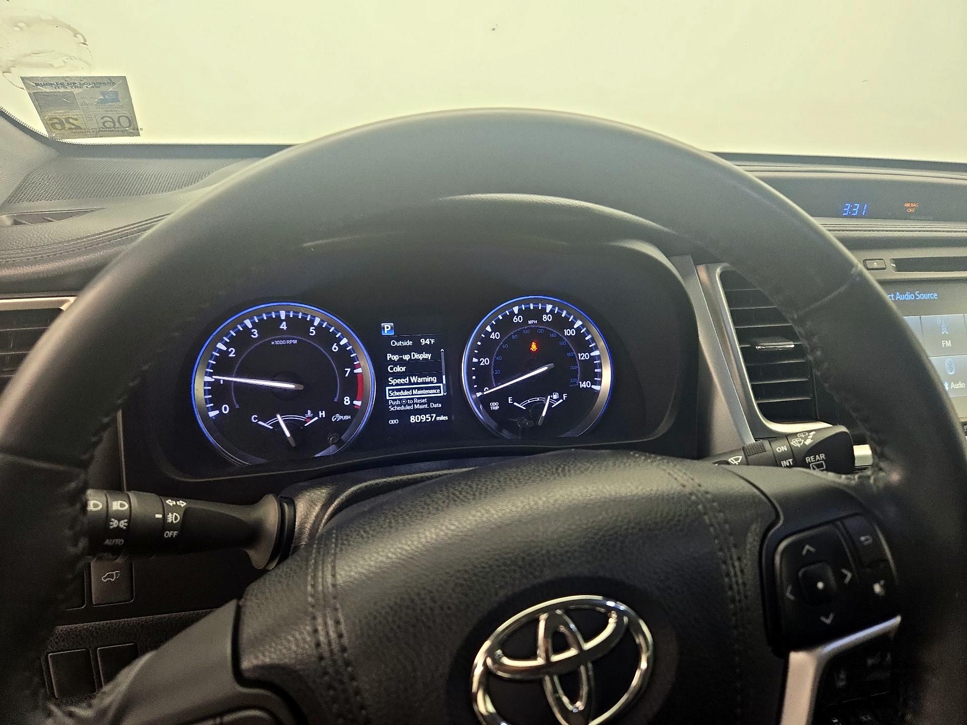 Thumbnail: 2017 Toyota Highlander - 9
