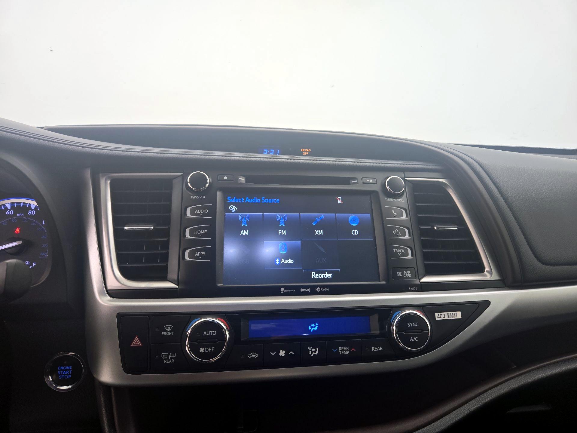 Thumbnail: 2017 Toyota Highlander - 15
