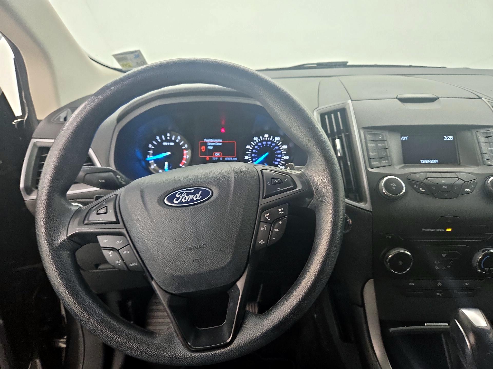 Thumbnail: 2018 Ford Edge - 10