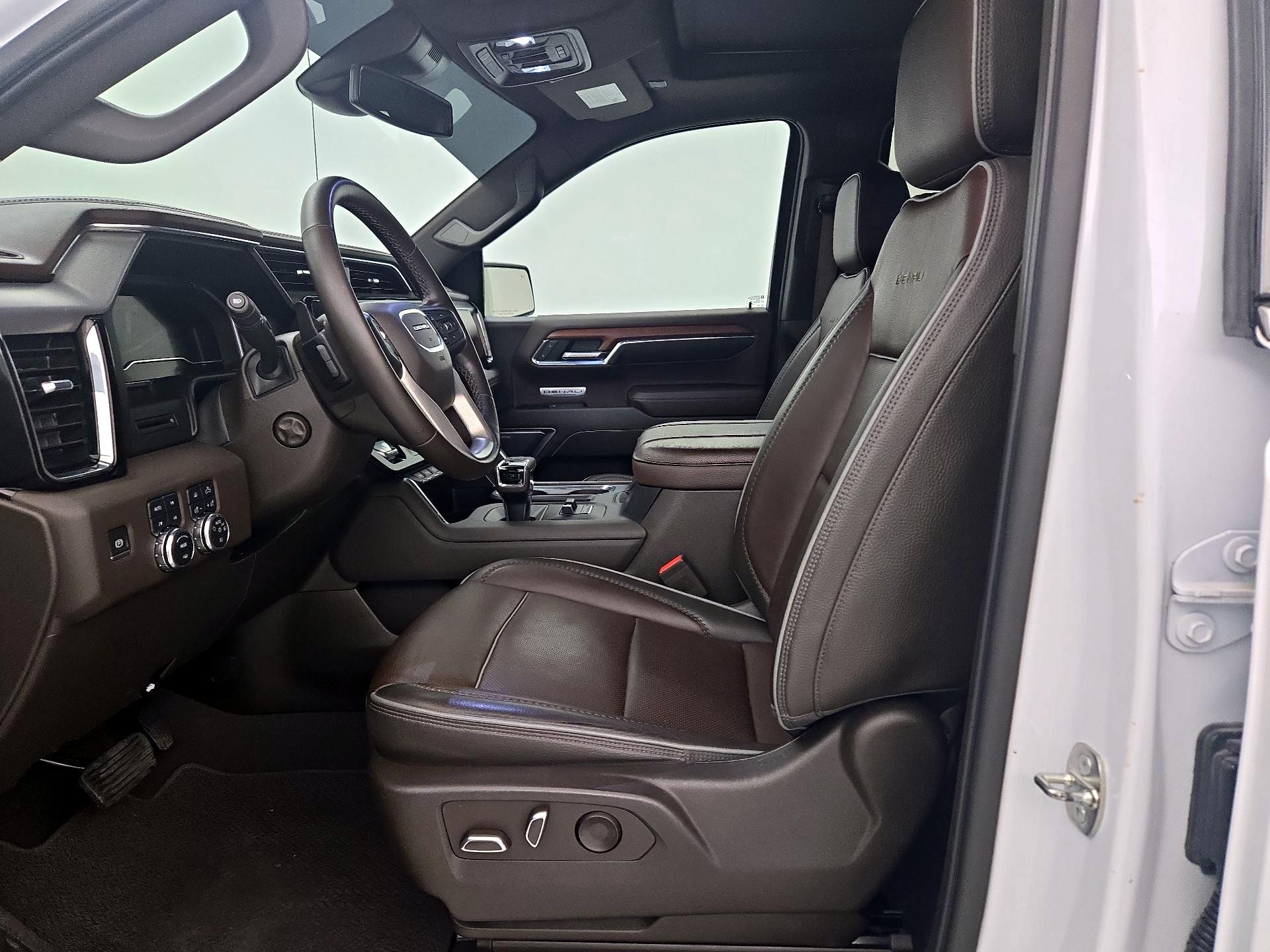 Thumbnail: 2023 GMC Sierra 1500 - 11