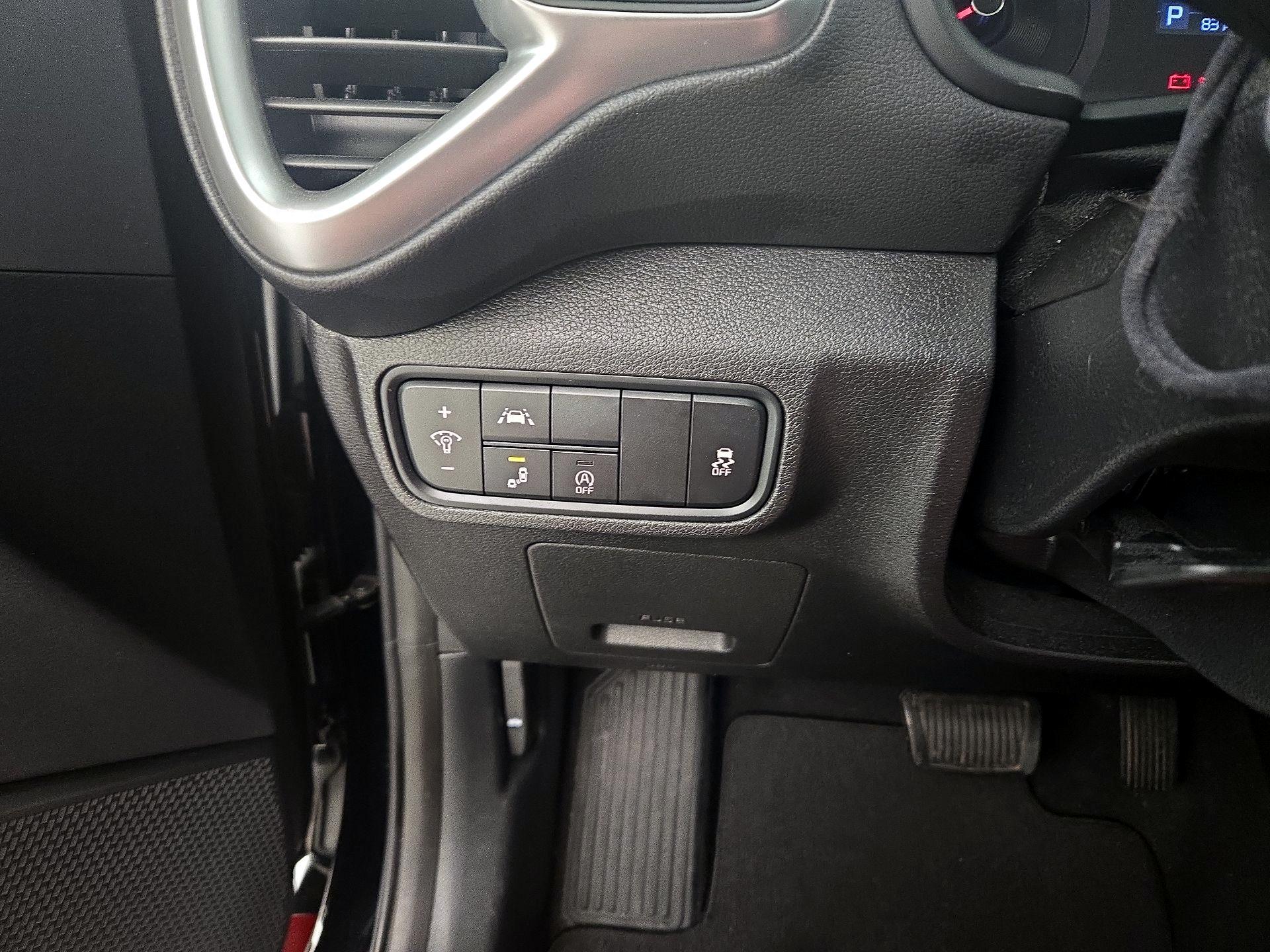 Thumbnail: 2020 Kia Soul - 13