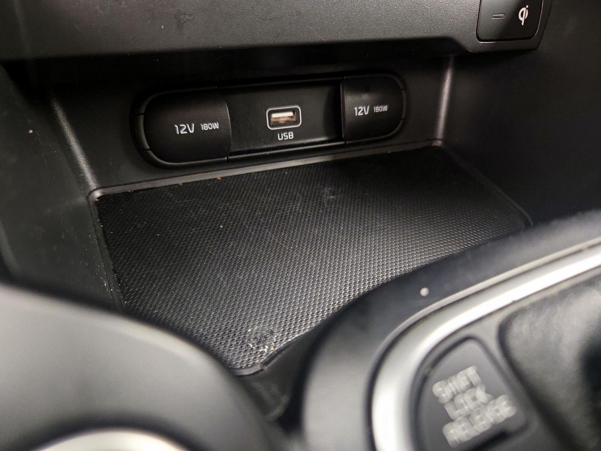 Thumbnail: 2020 Kia Soul - 18