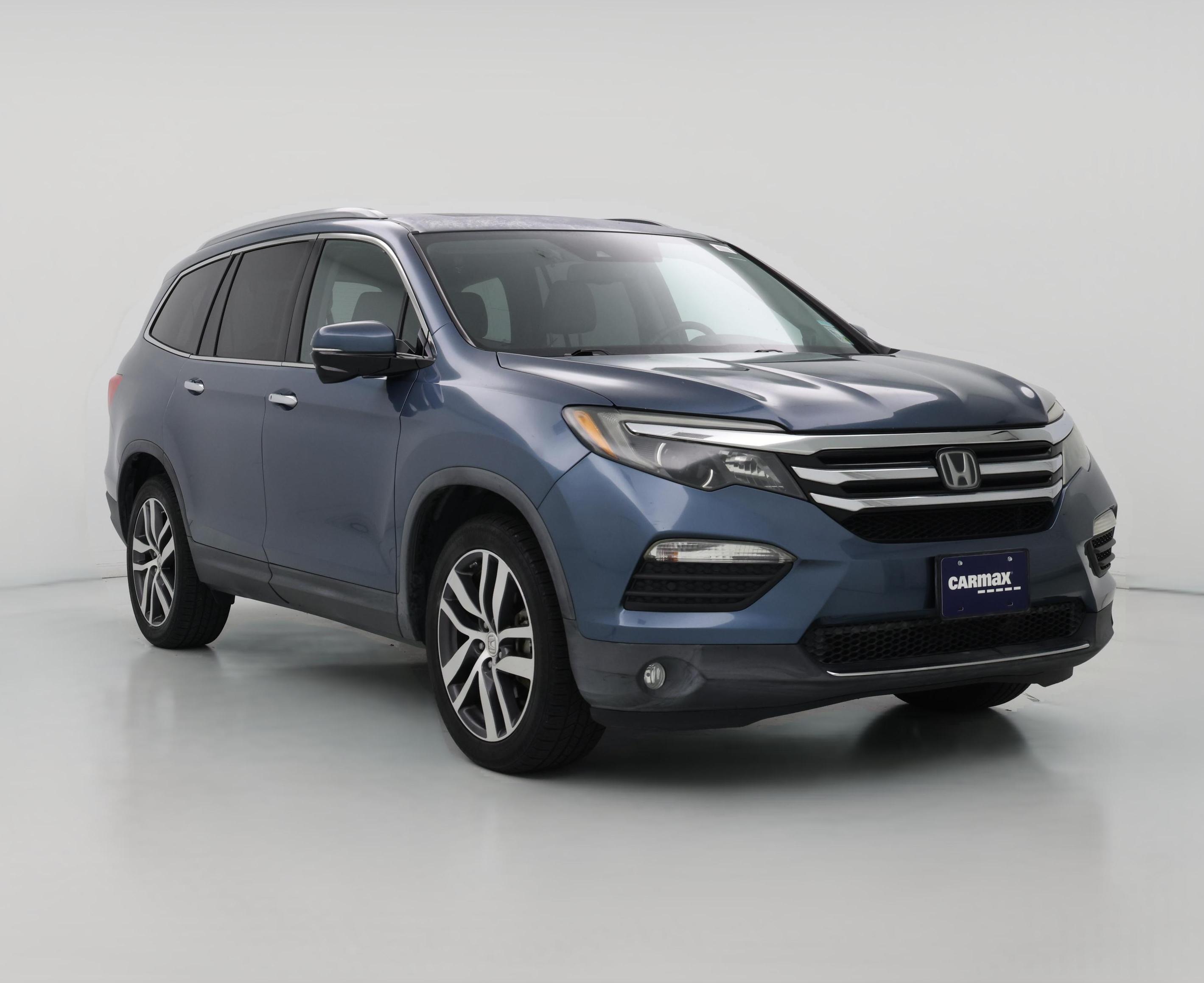 Thumbnail: 2017 Honda Pilot - 1
