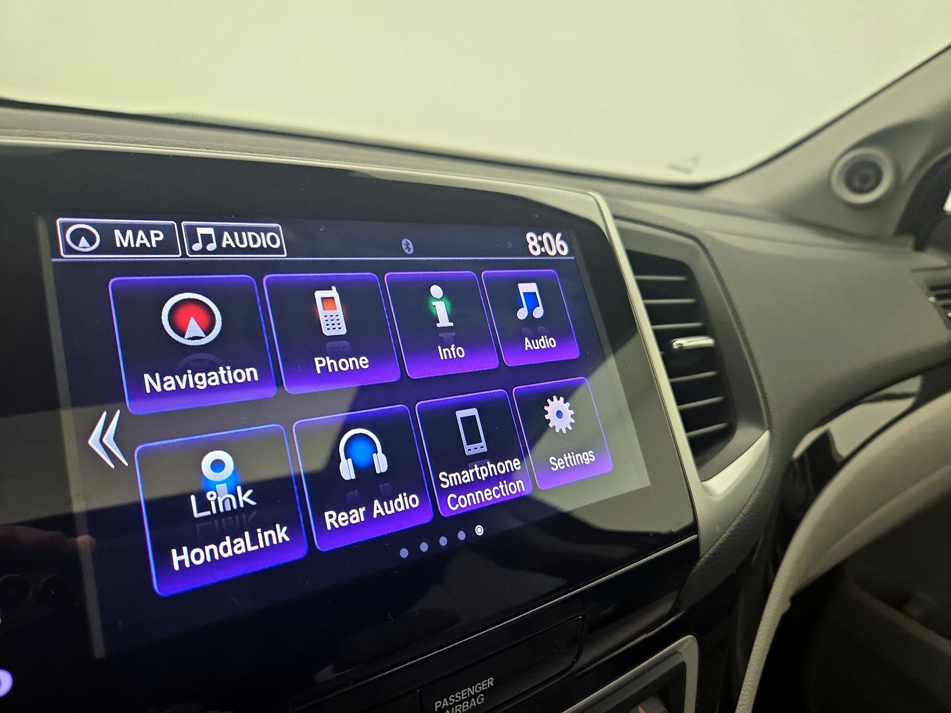 Thumbnail: 2017 Honda Pilot - 16