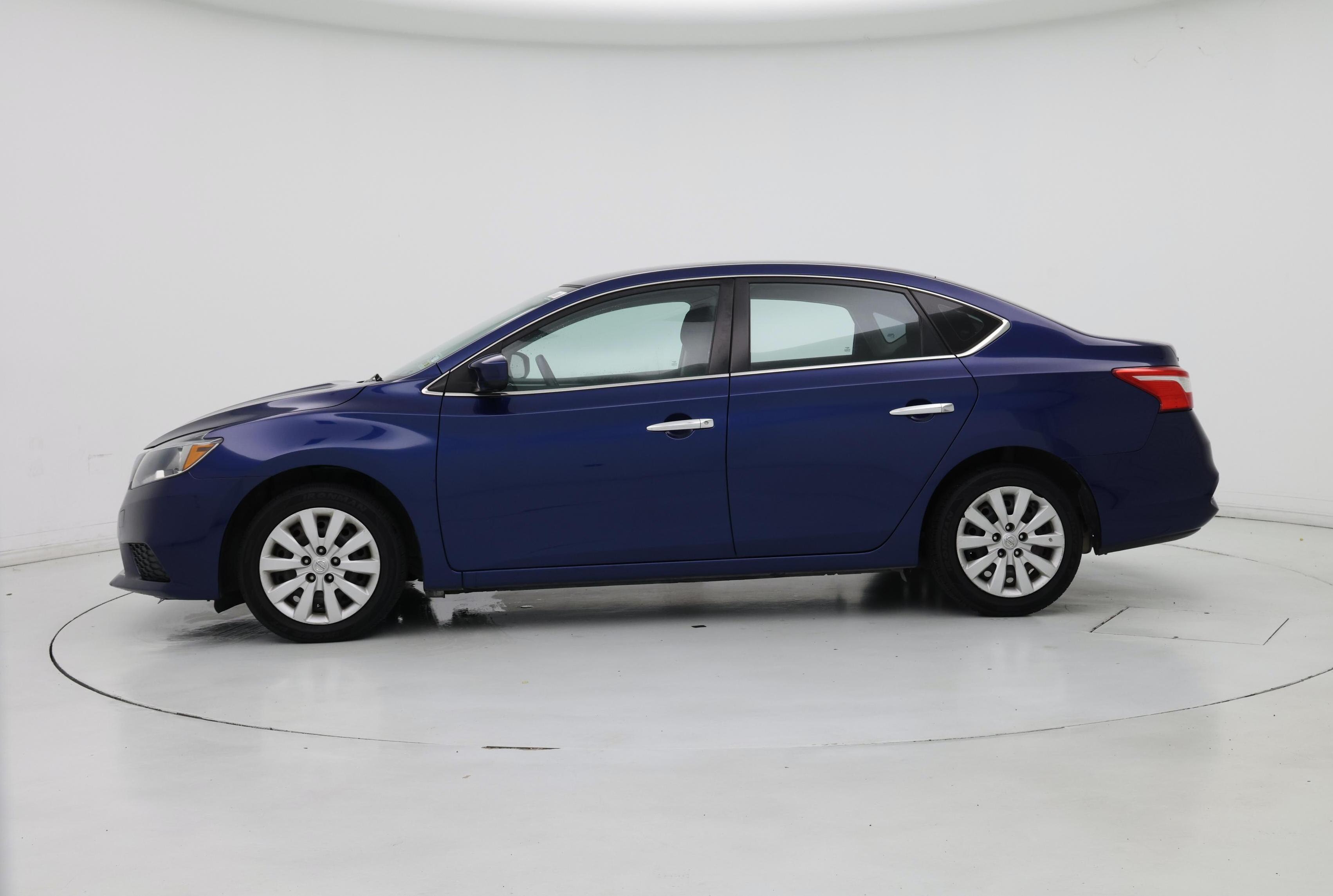 Thumbnail: 2018 Nissan Sentra - 3