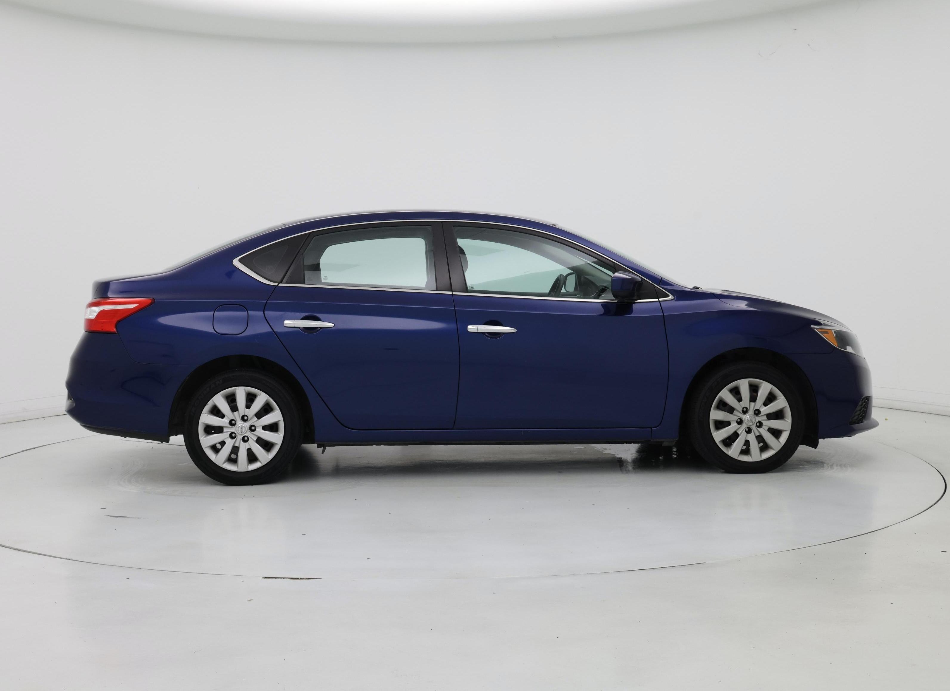 Thumbnail: 2018 Nissan Sentra - 7