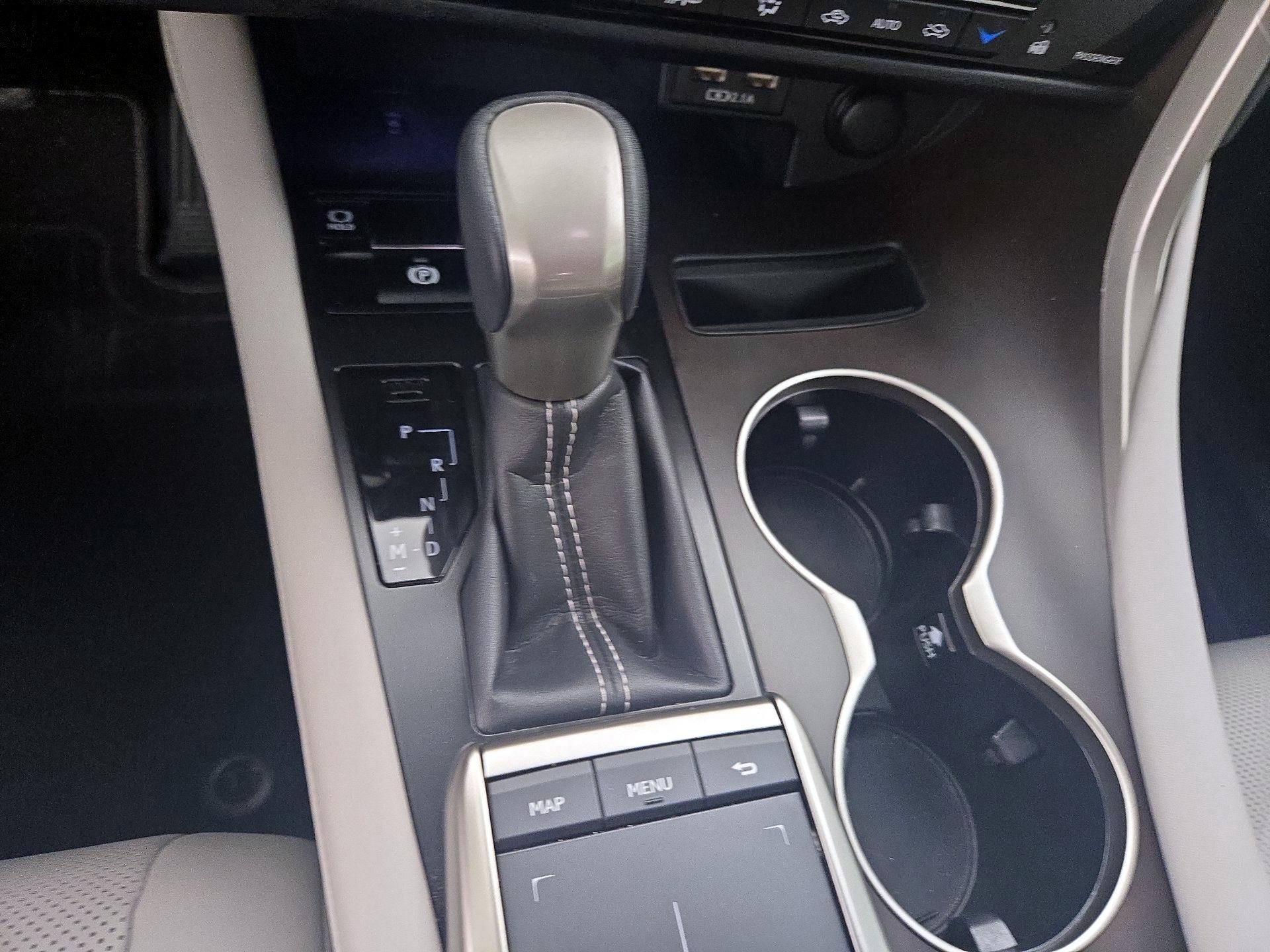 Thumbnail: 2022 Lexus RX - 18