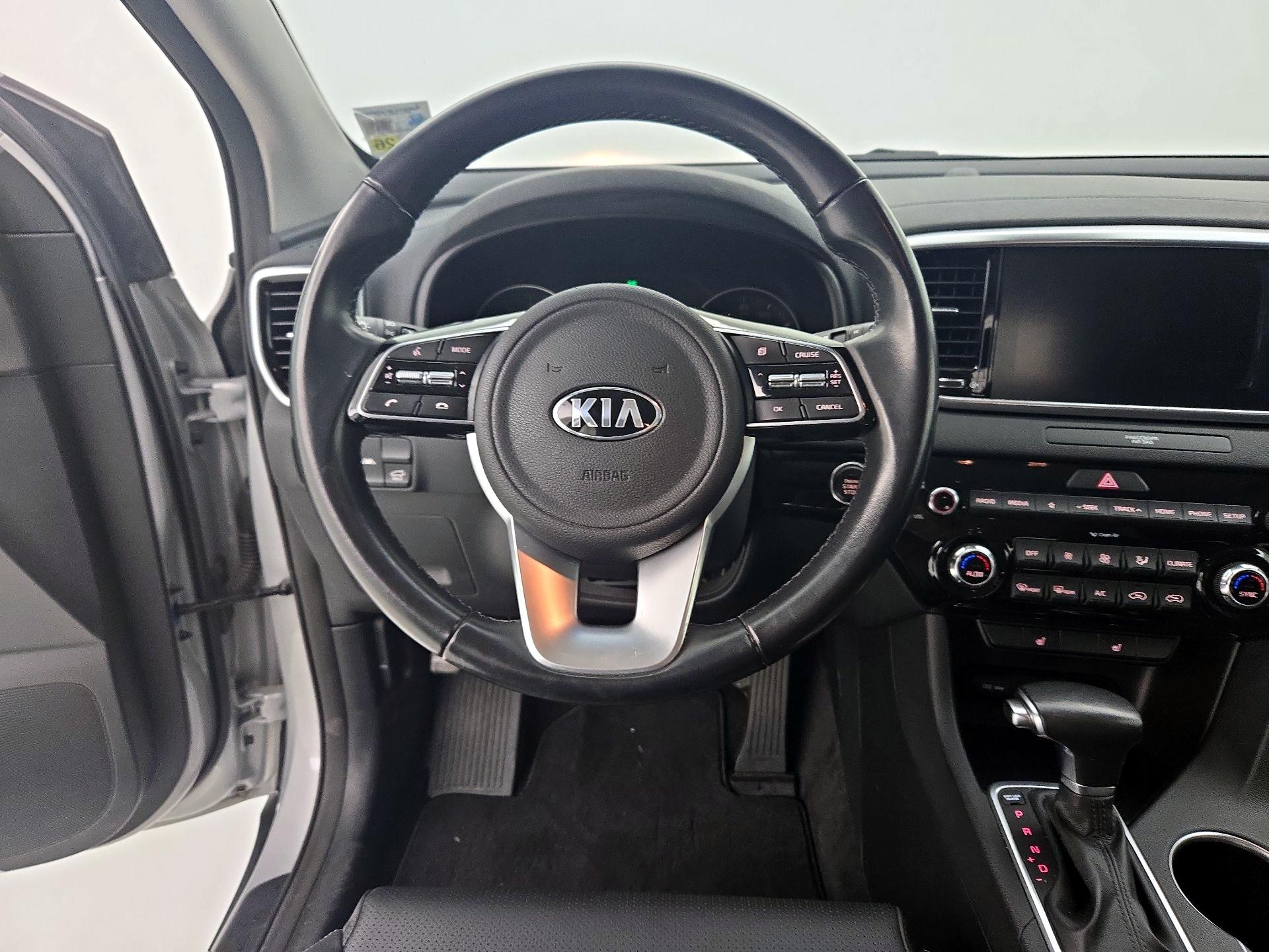 Thumbnail: 2020 Kia Sportage - 10