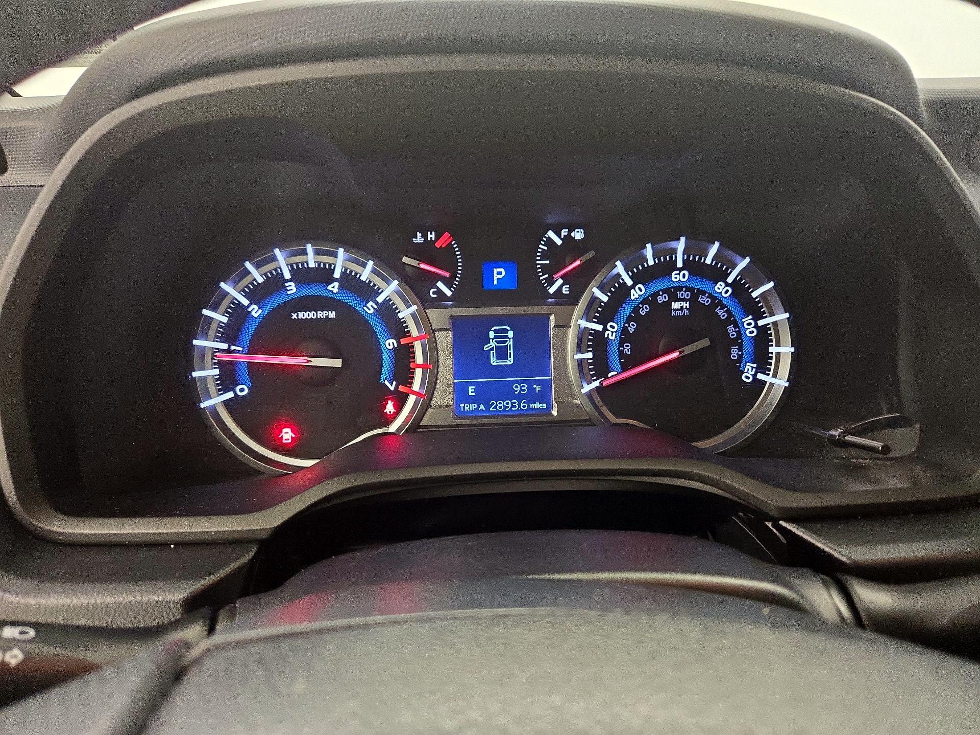 Thumbnail: 2016 Toyota 4Runner - 9