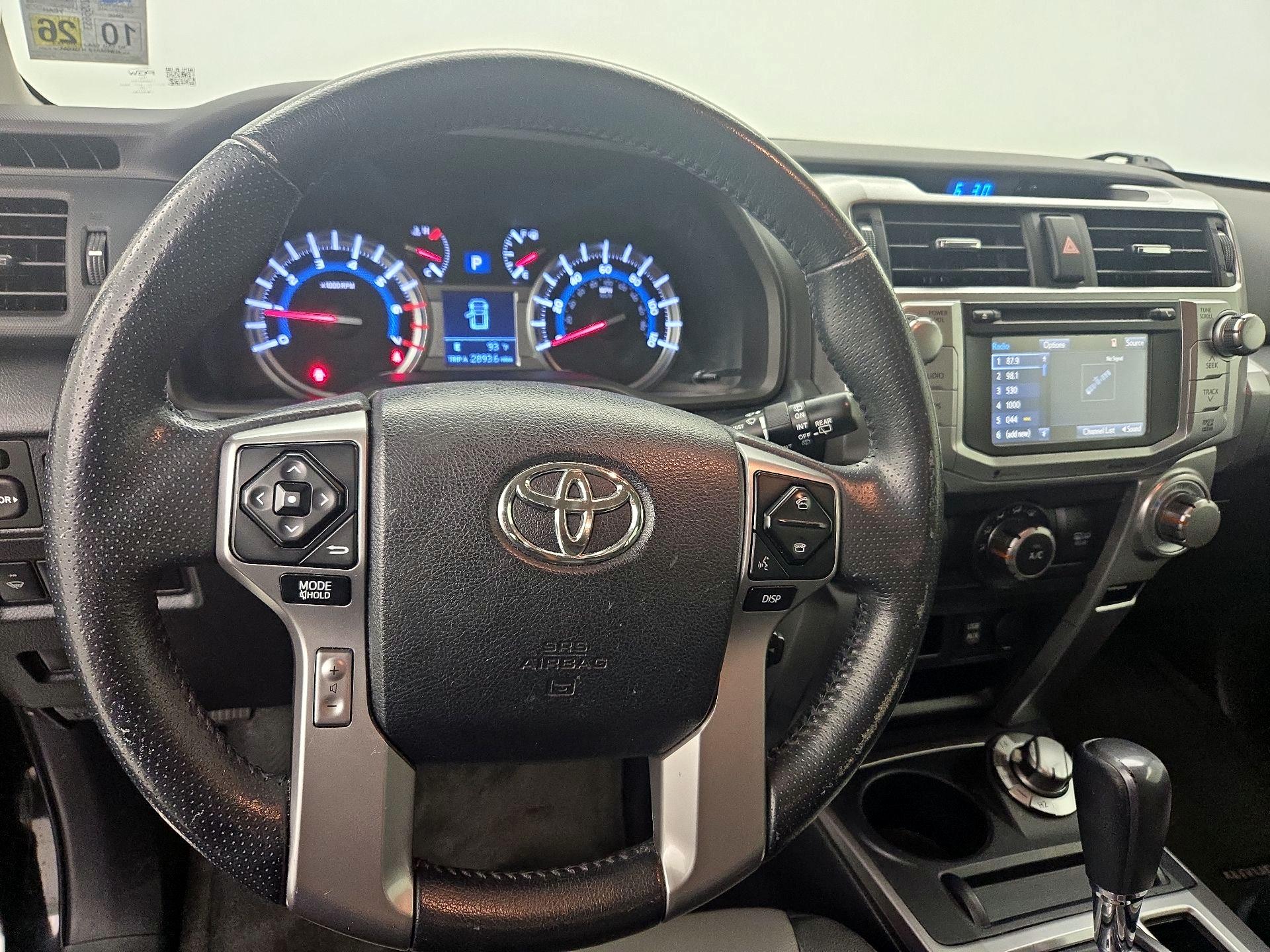 Thumbnail: 2016 Toyota 4Runner - 10