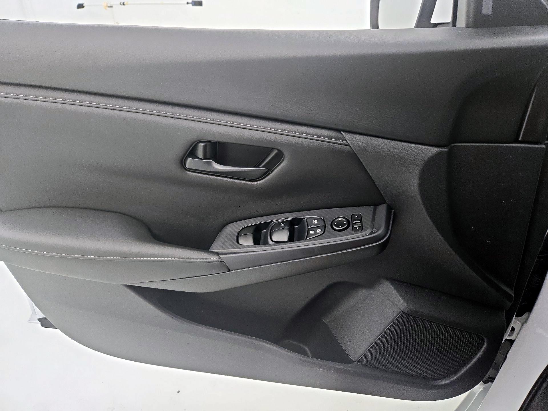 Thumbnail: 2024 Nissan Sentra - 12