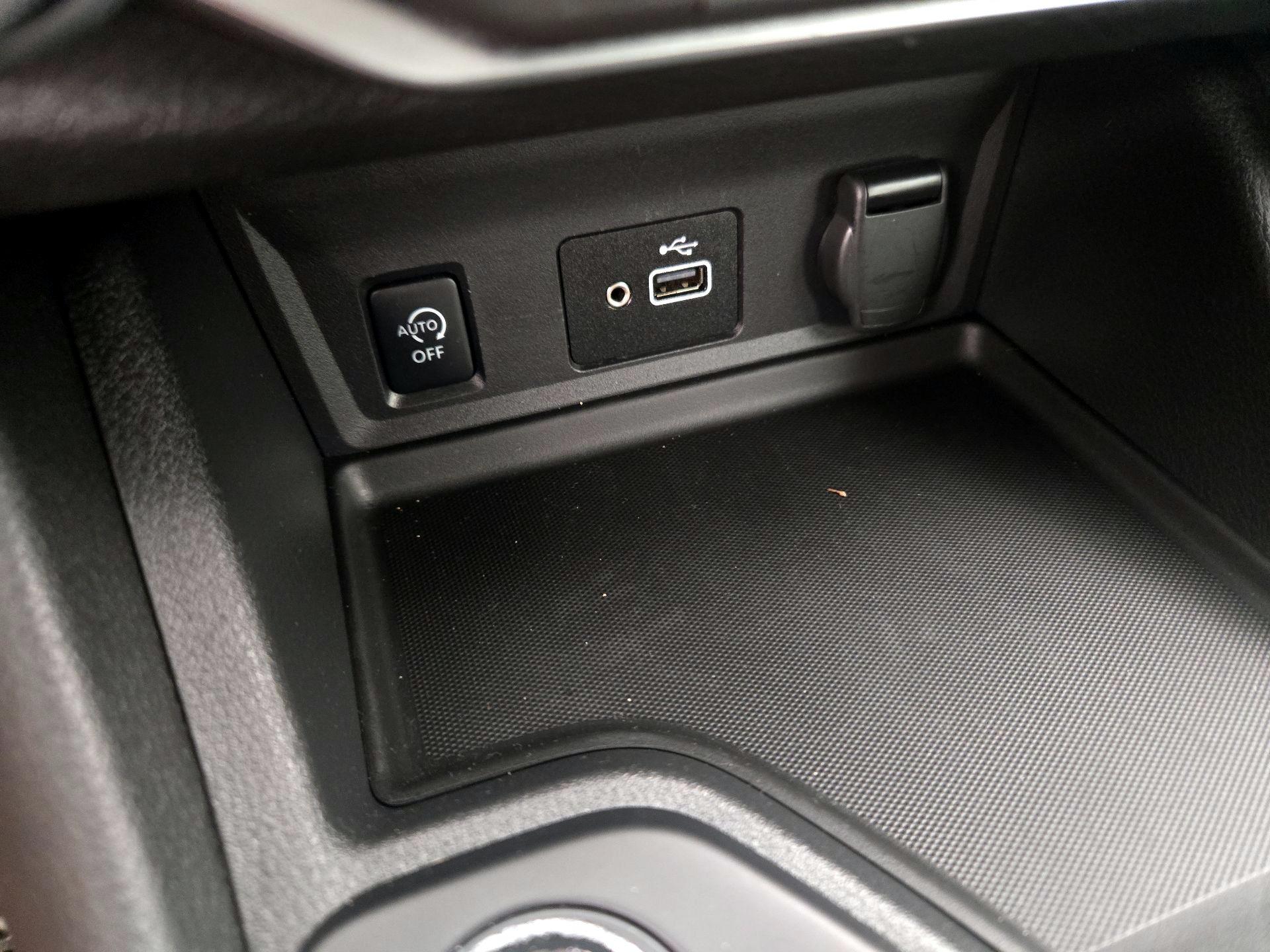 Thumbnail: 2024 Nissan Sentra - 18