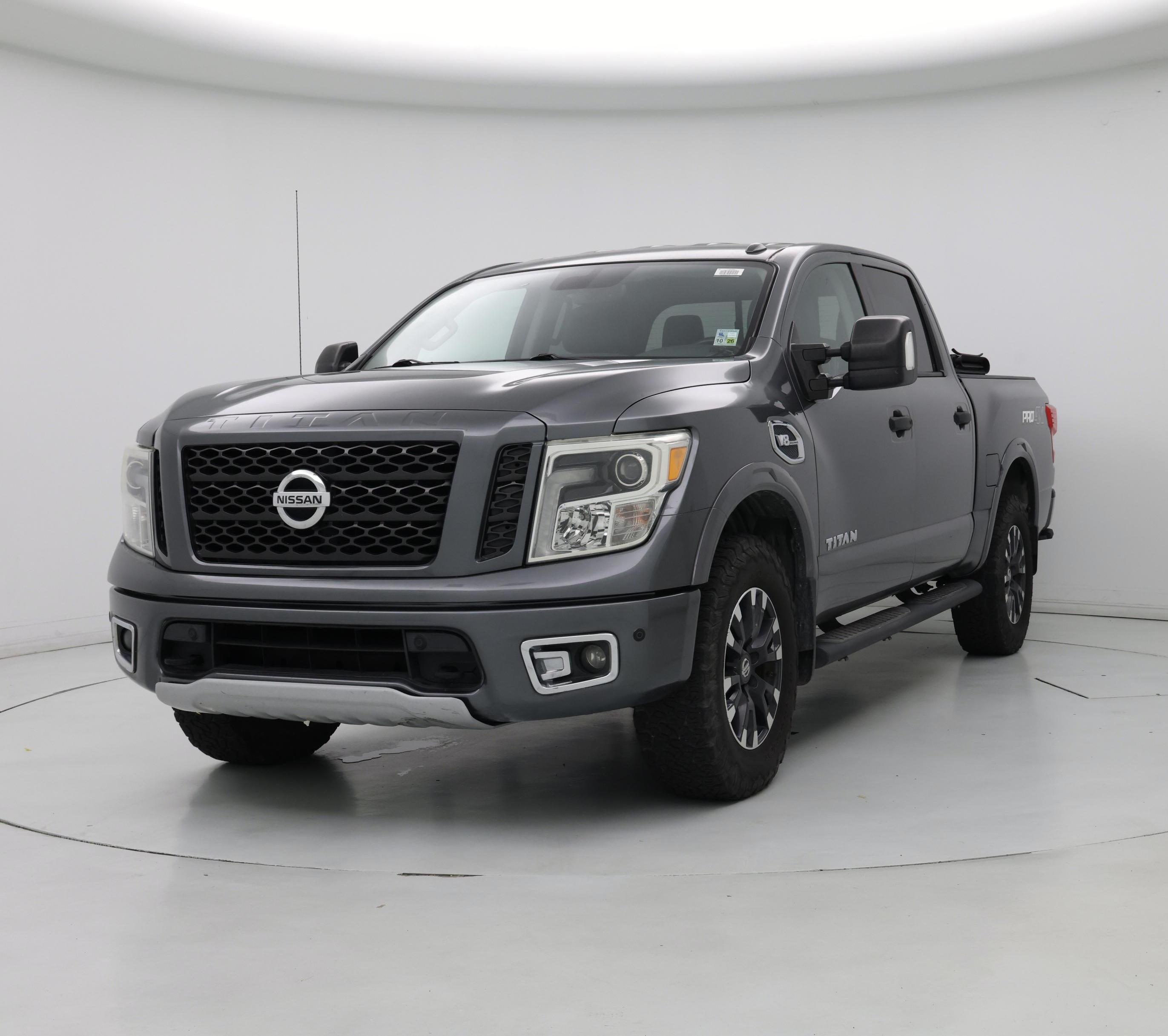 Thumbnail: 2017 Nissan Titan - 4