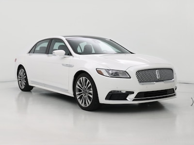 White 2017 Lincoln Continental Select