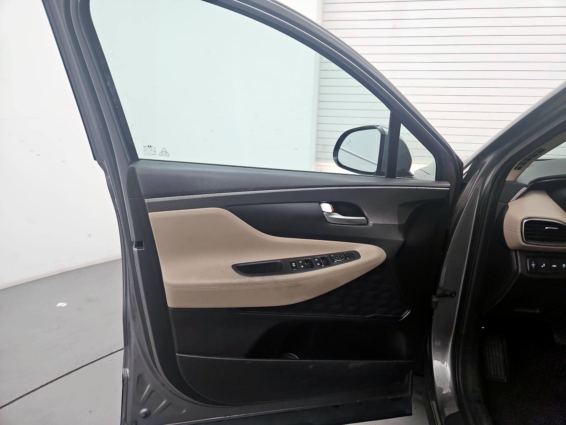 Thumbnail: 2020 Hyundai Santa Fe - 12