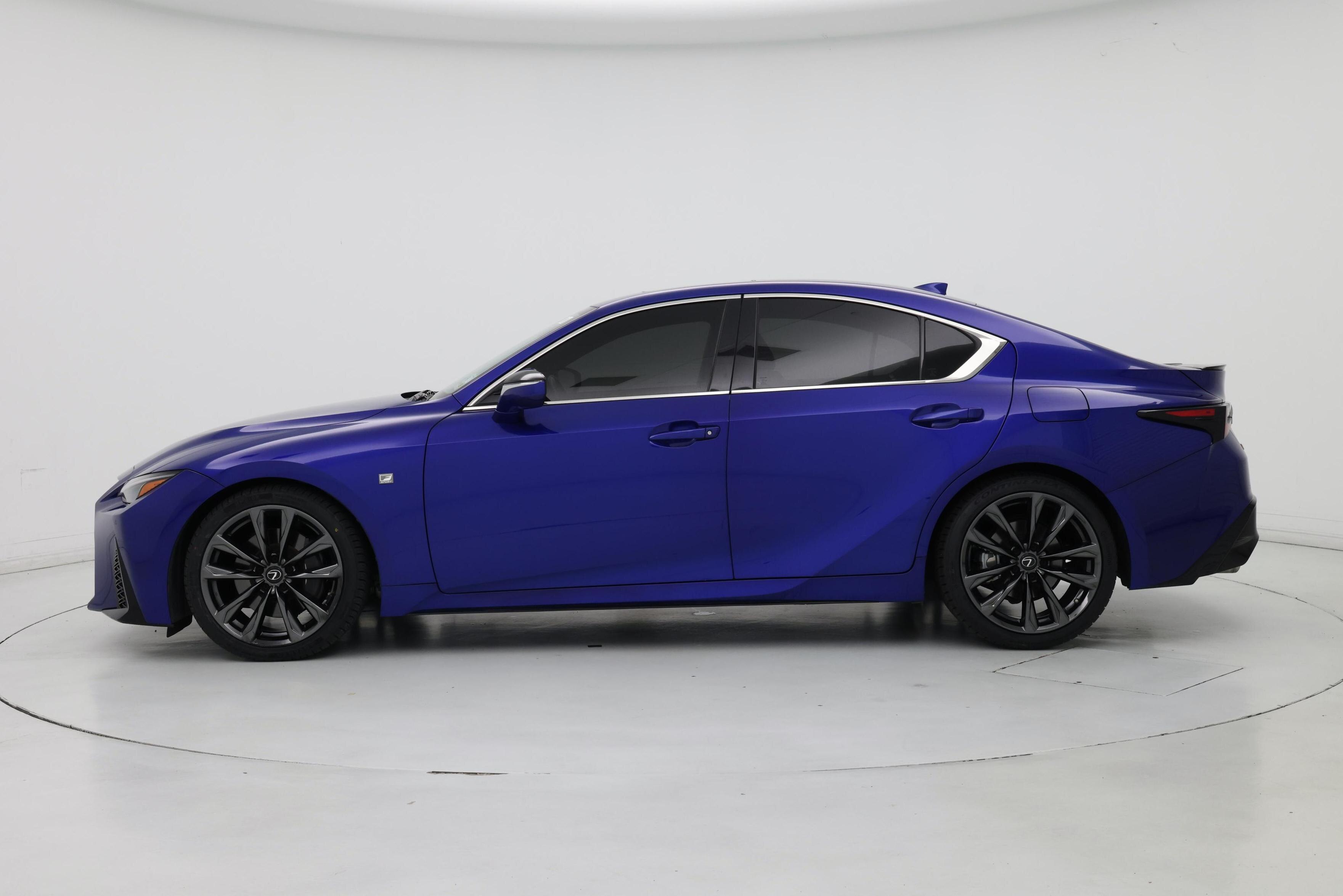 Thumbnail: 2022 Lexus IS - 3