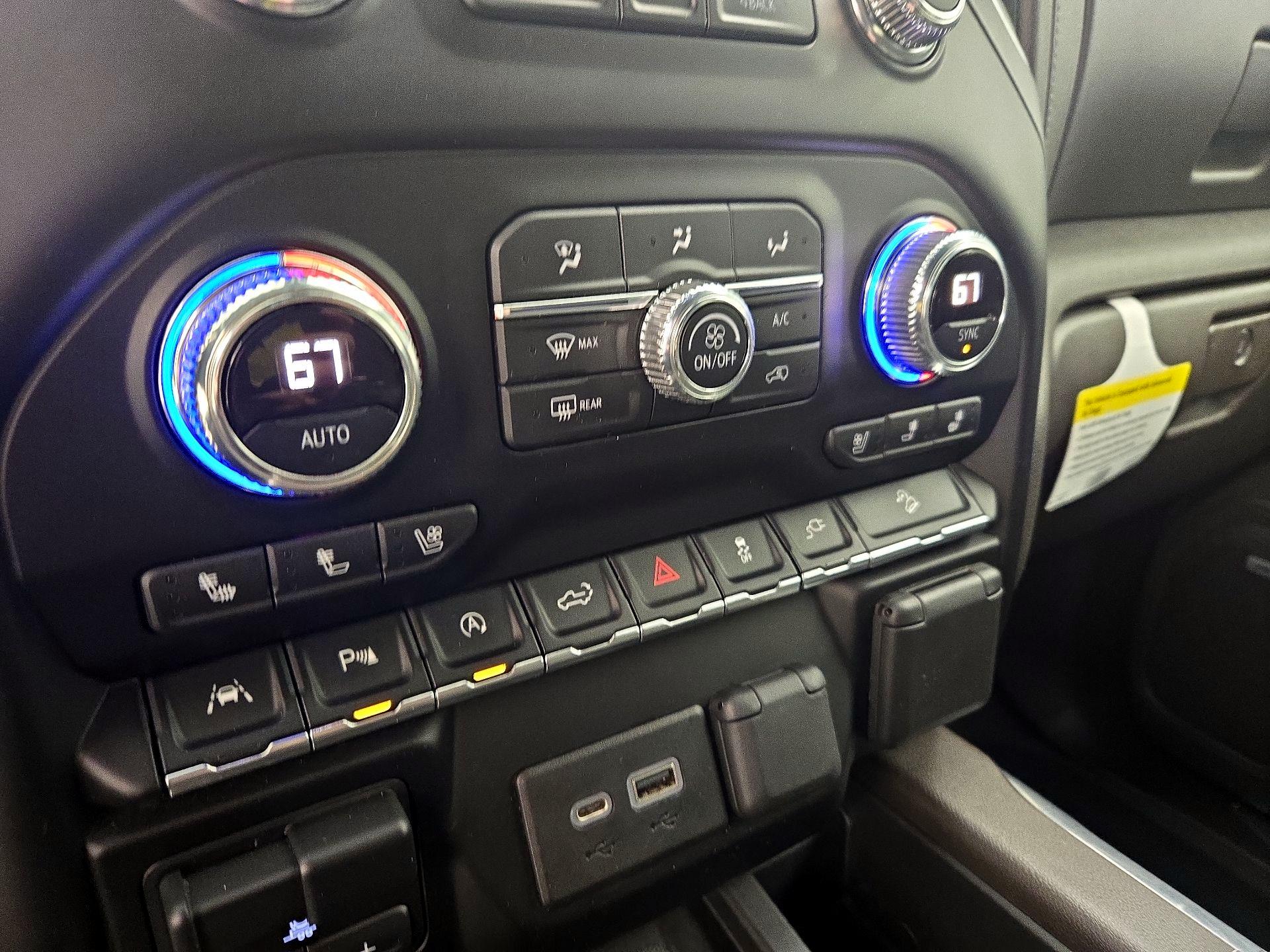 Thumbnail: 2020 GMC Sierra 1500 - 17