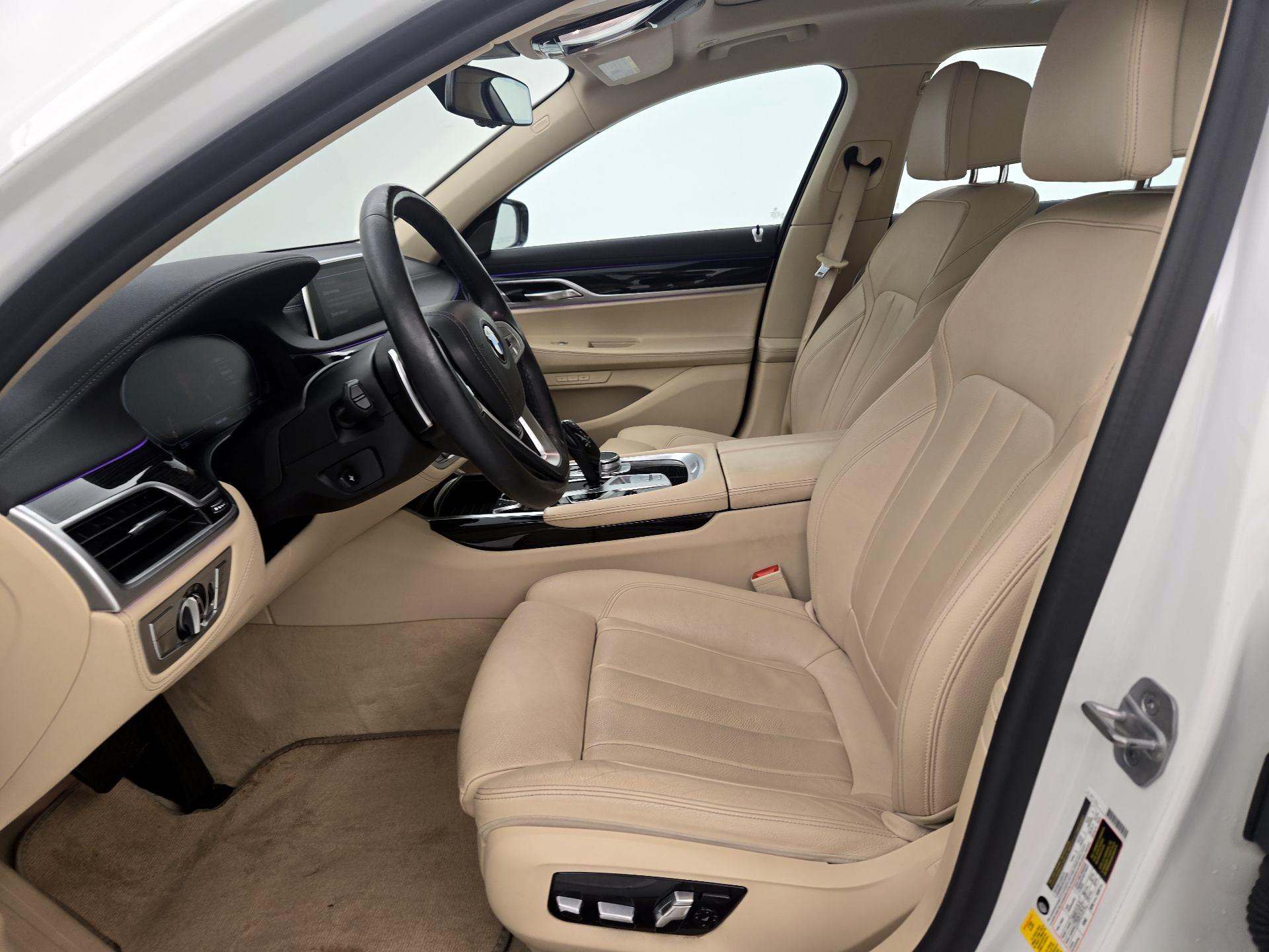 Thumbnail: 2022 BMW 7 Series - 11