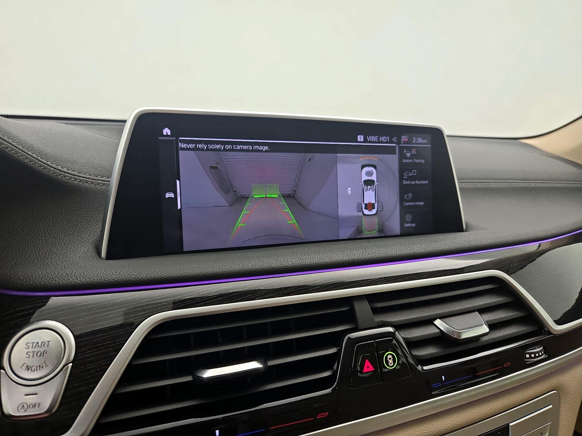 Thumbnail: 2022 BMW 7 Series - 15