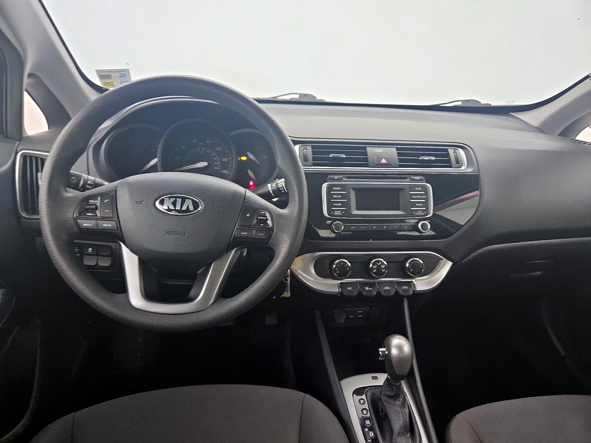 Thumbnail: 2017 Kia Rio - 10