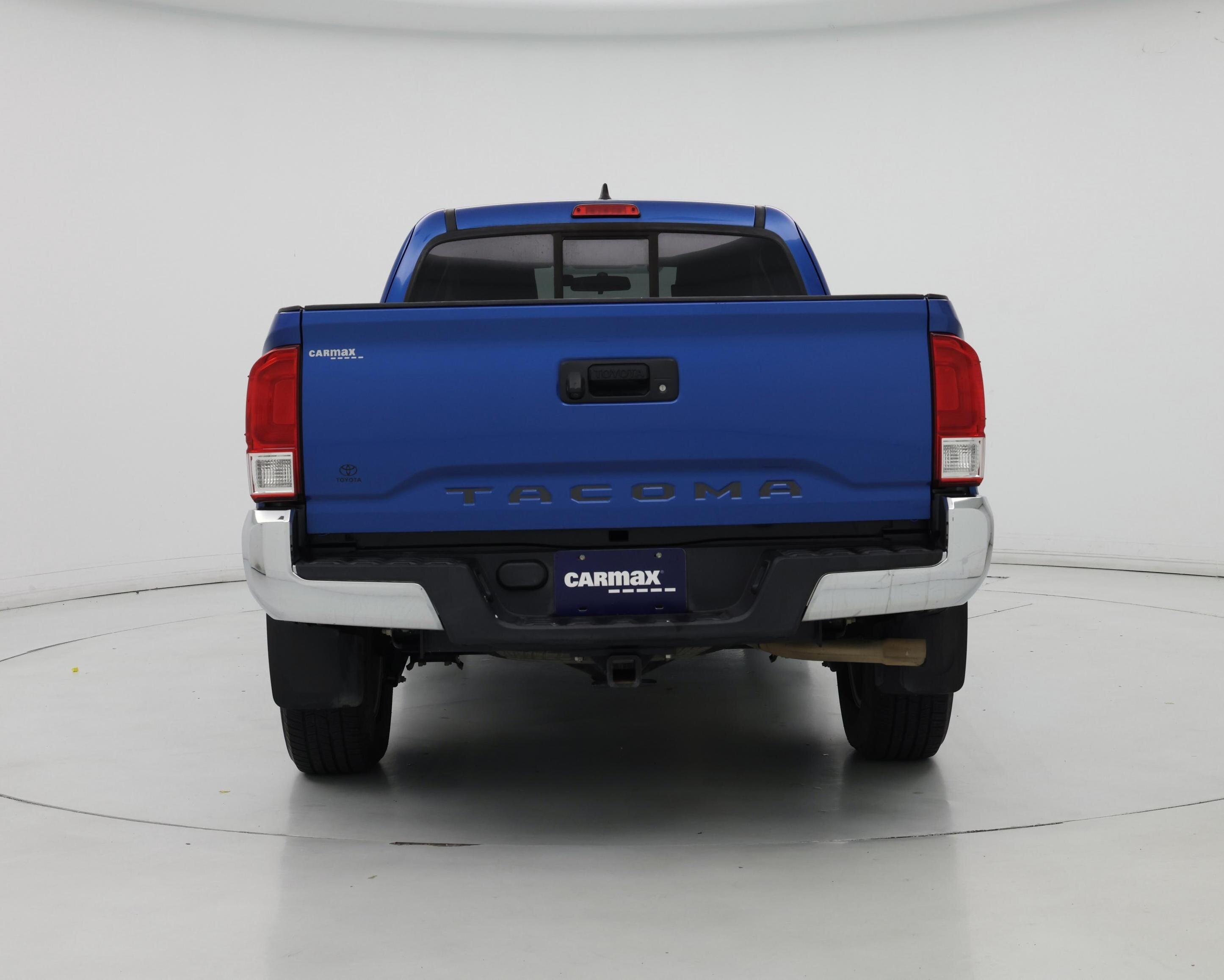 Thumbnail: 2016 Toyota Tacoma - 6