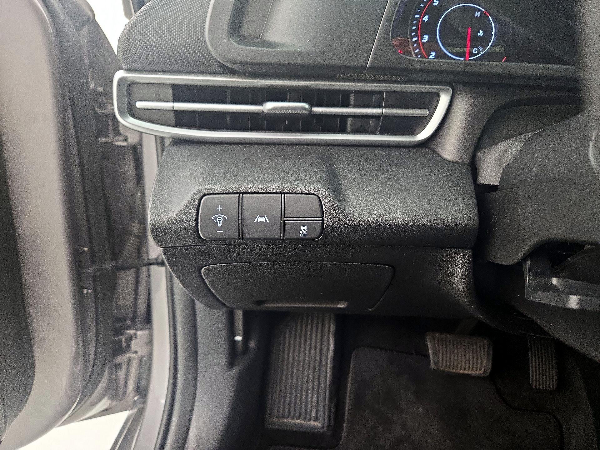 Thumbnail: 2023 Hyundai Elantra - 13