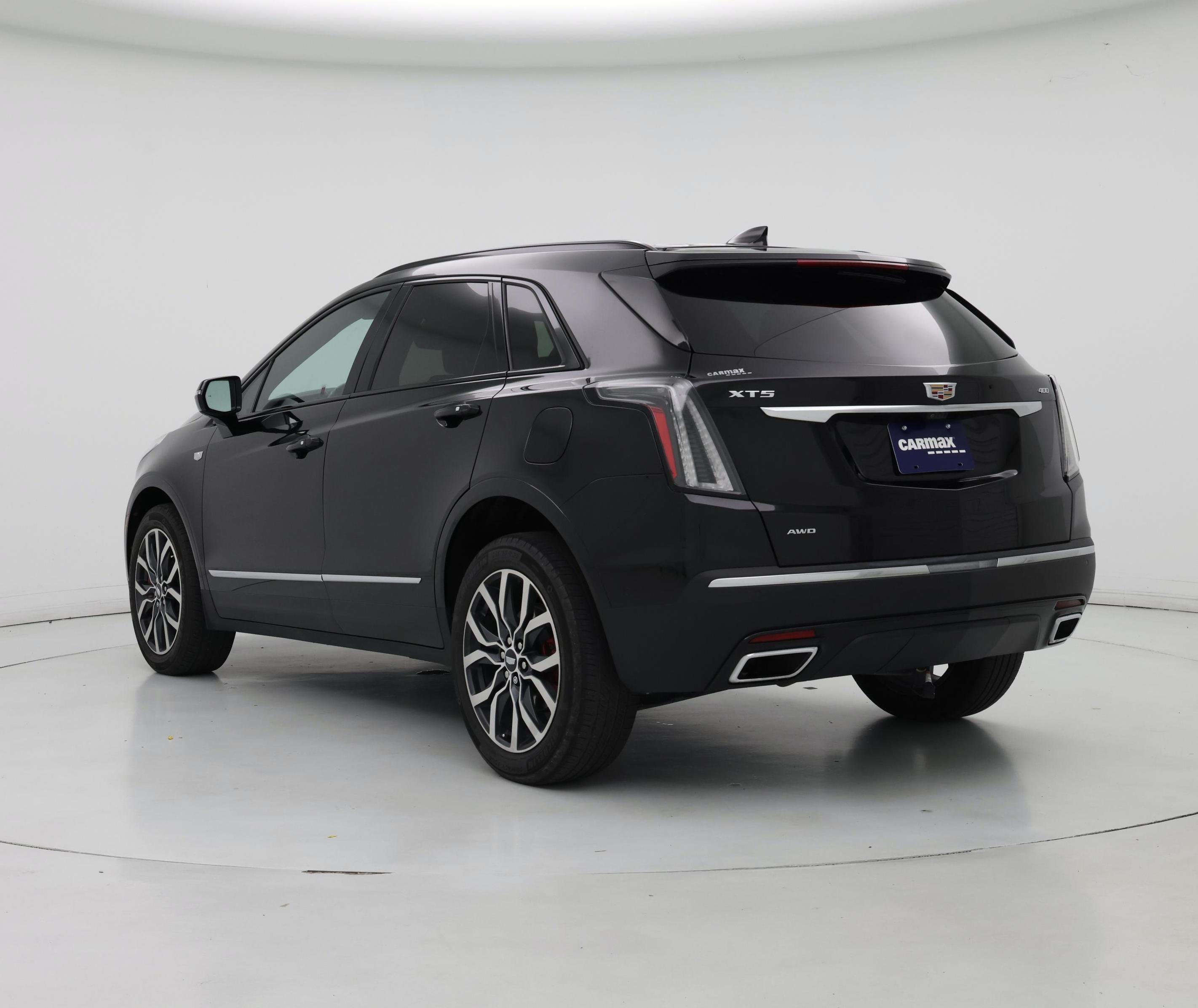 Thumbnail: 2023 Cadillac XT5 - 2