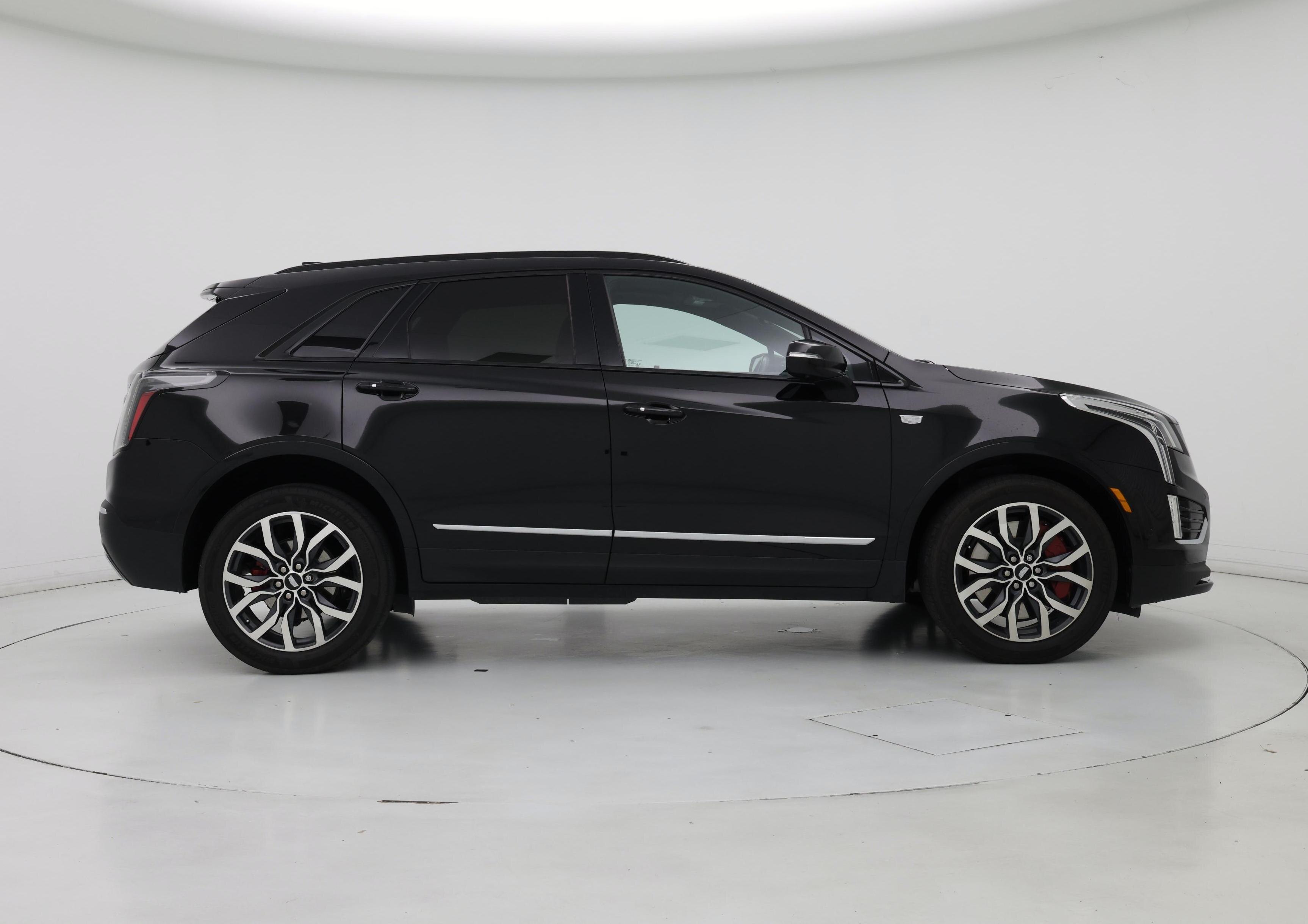 Thumbnail: 2023 Cadillac XT5 - 7