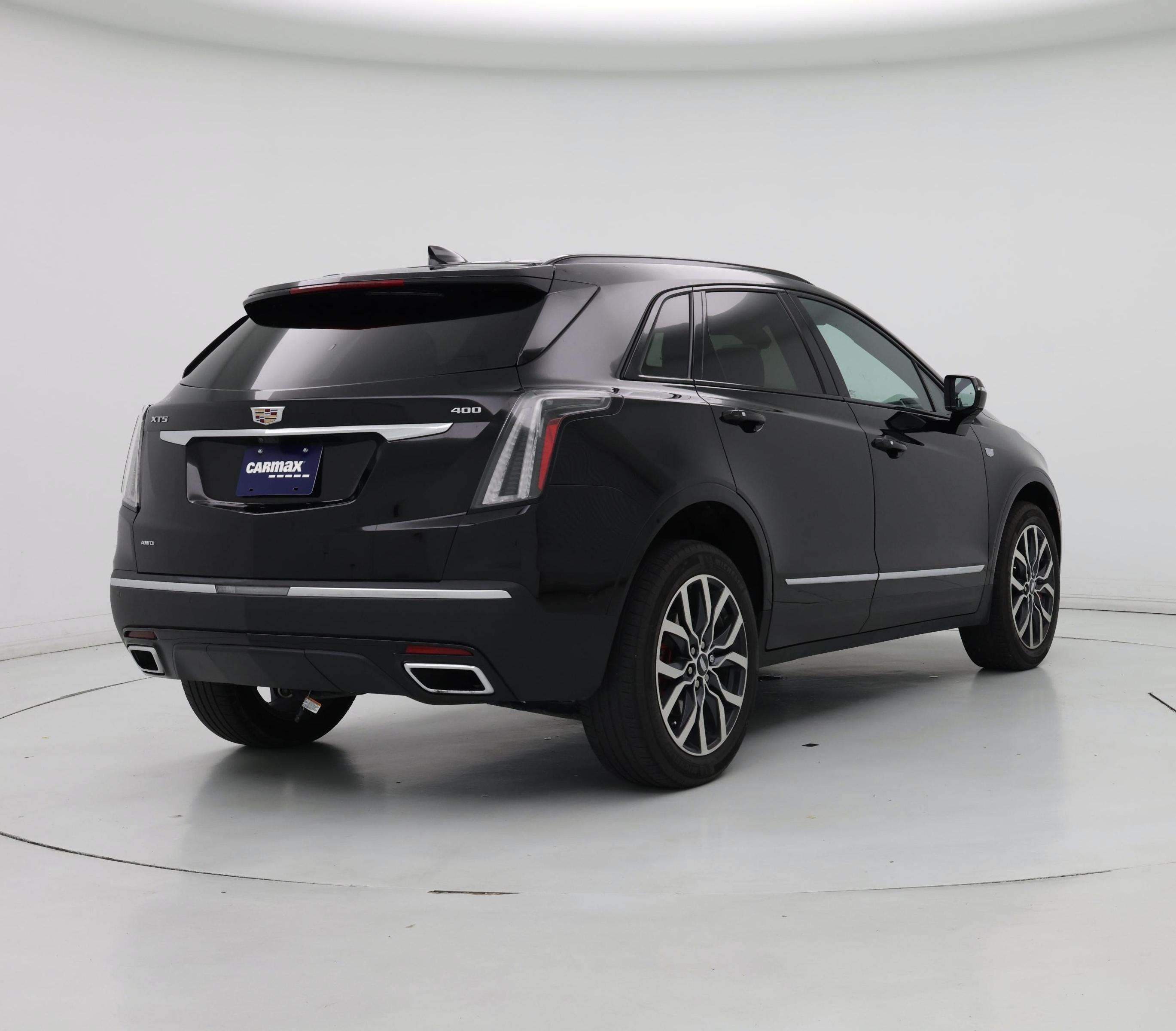 Thumbnail: 2023 Cadillac XT5 - 8