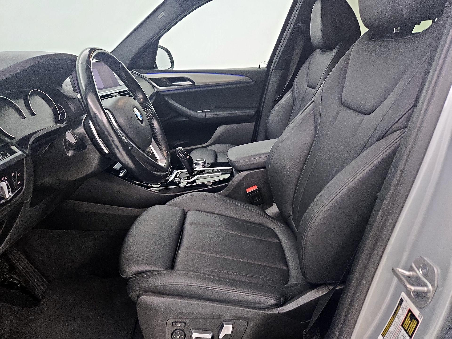 Thumbnail: 2021 BMW X3 - 11