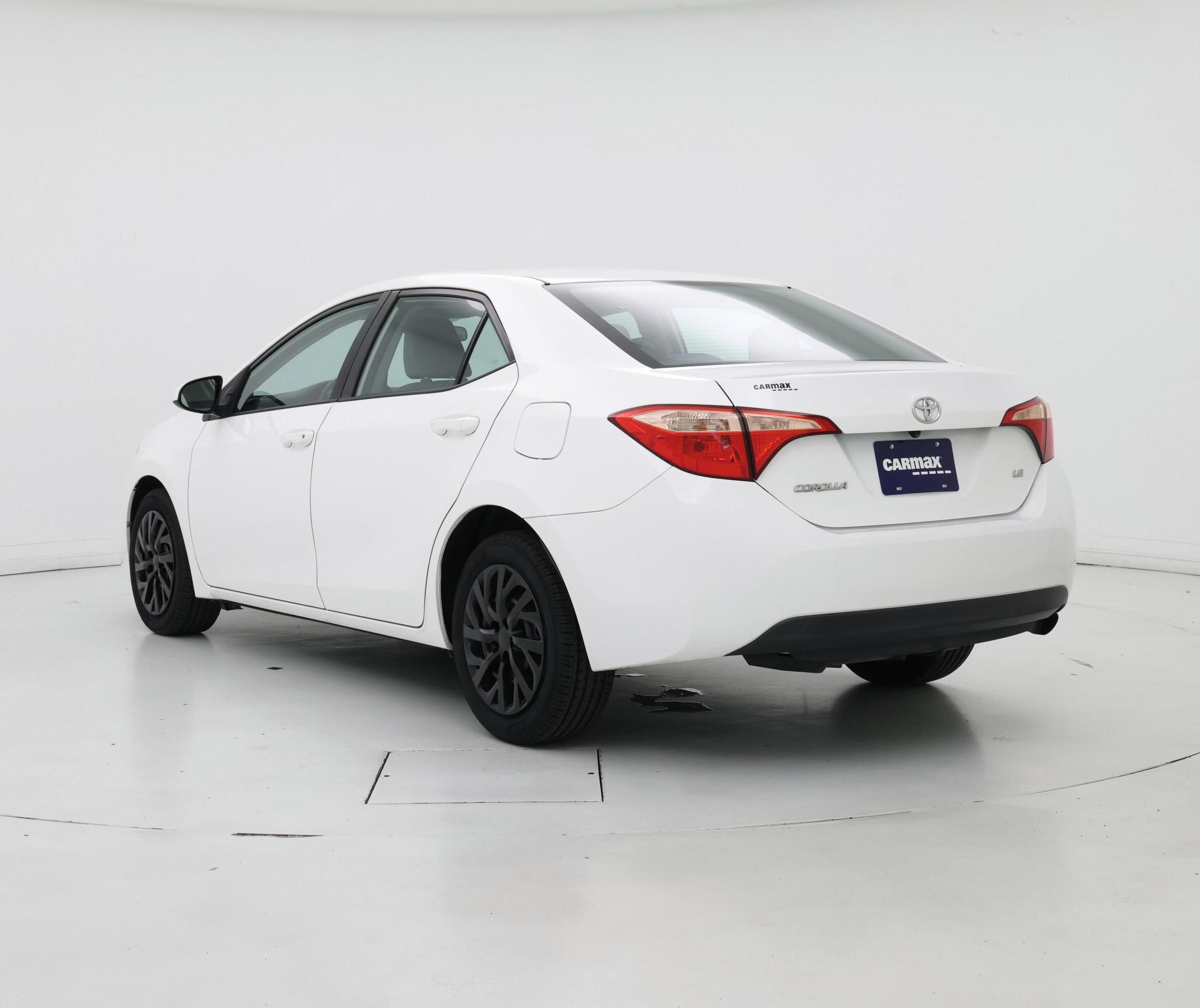 Thumbnail: 2017 Toyota Corolla - 2