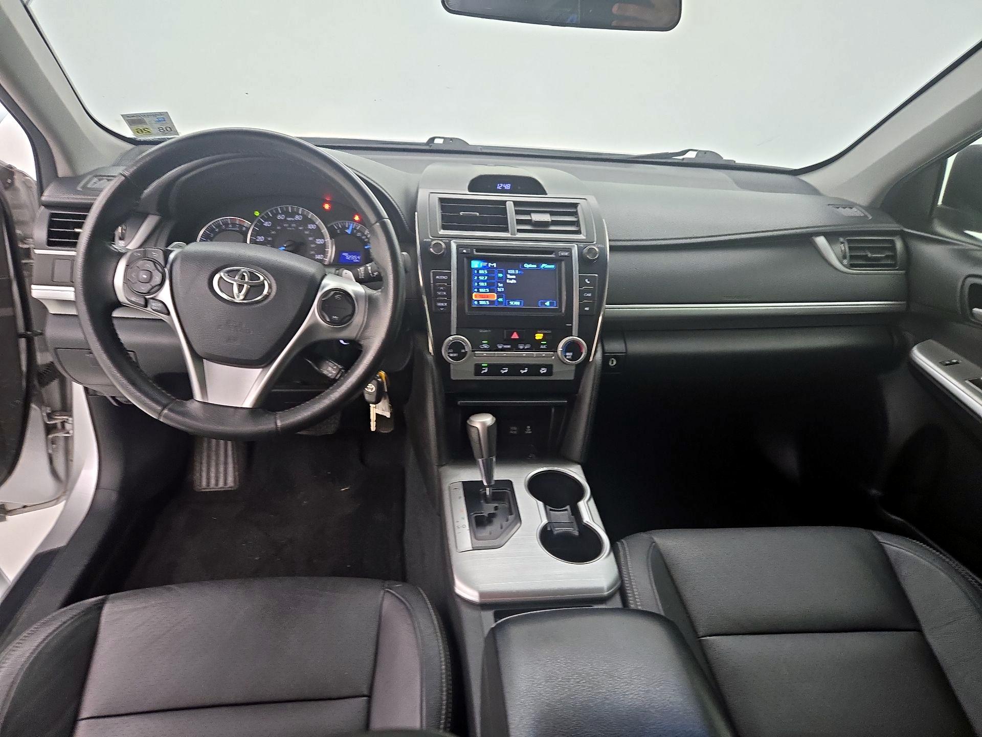Thumbnail: 2014 Toyota Camry - 9