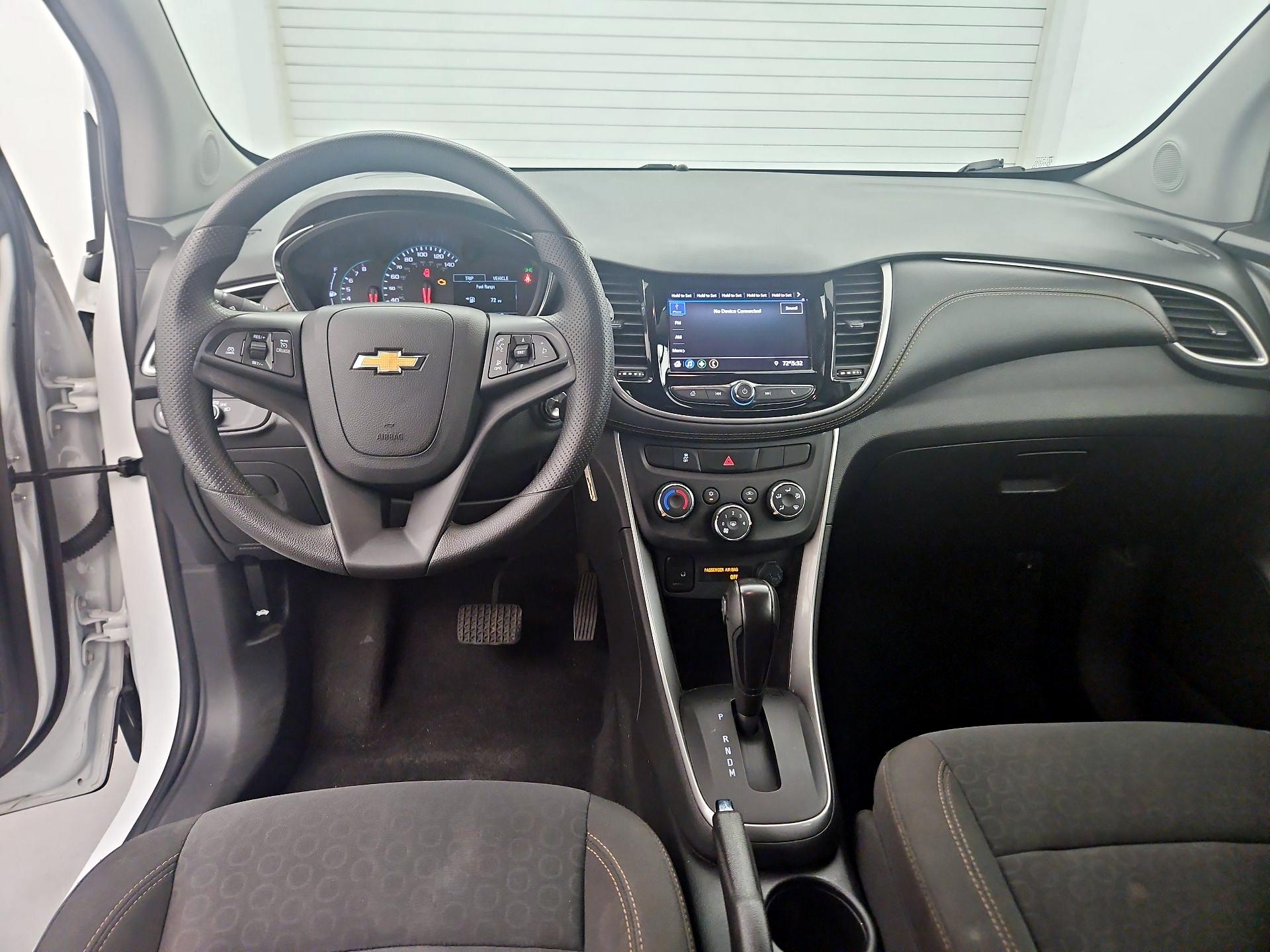Thumbnail: 2022 Chevrolet Trax - 9