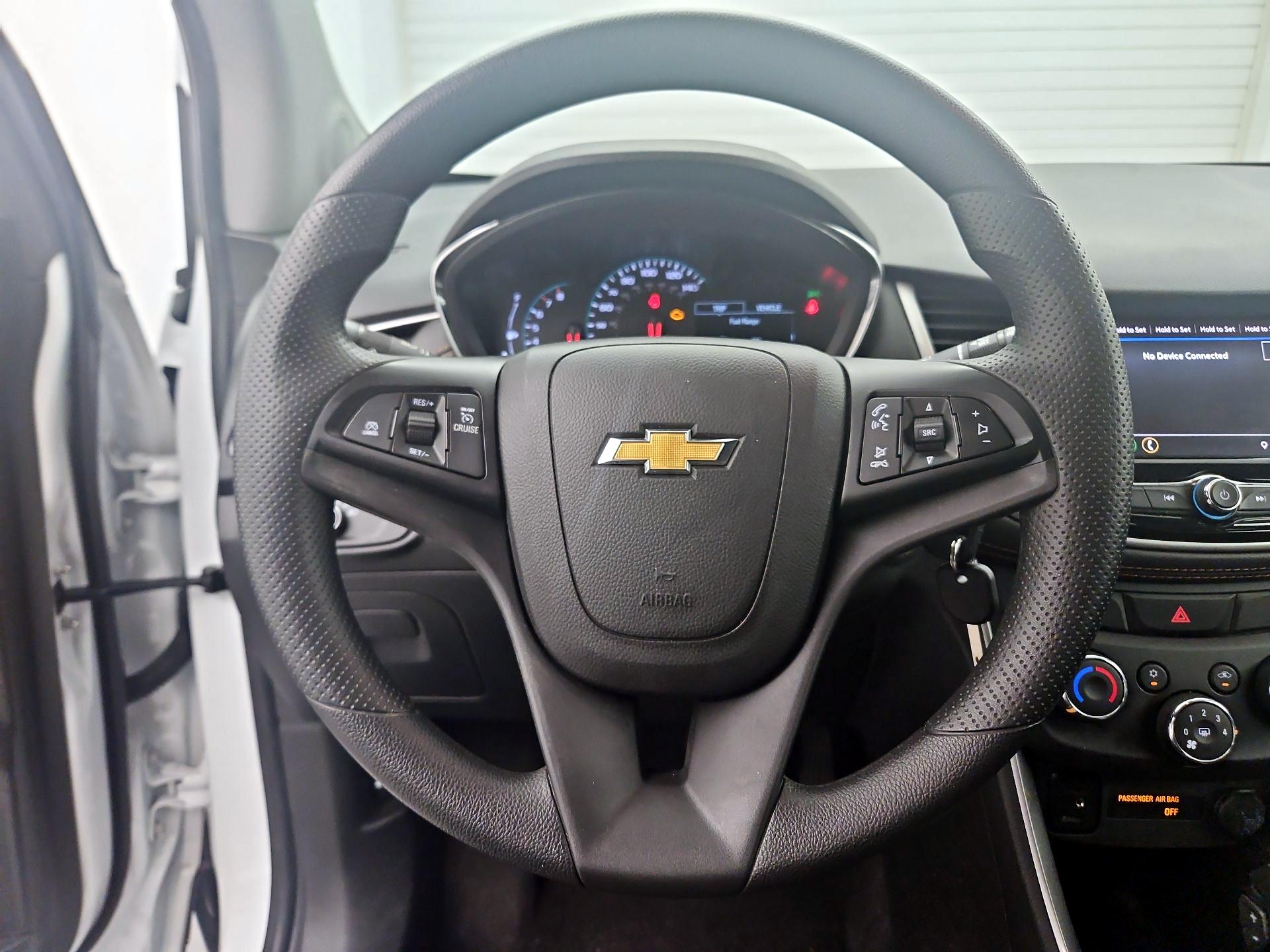 Thumbnail: 2022 Chevrolet Trax - 10