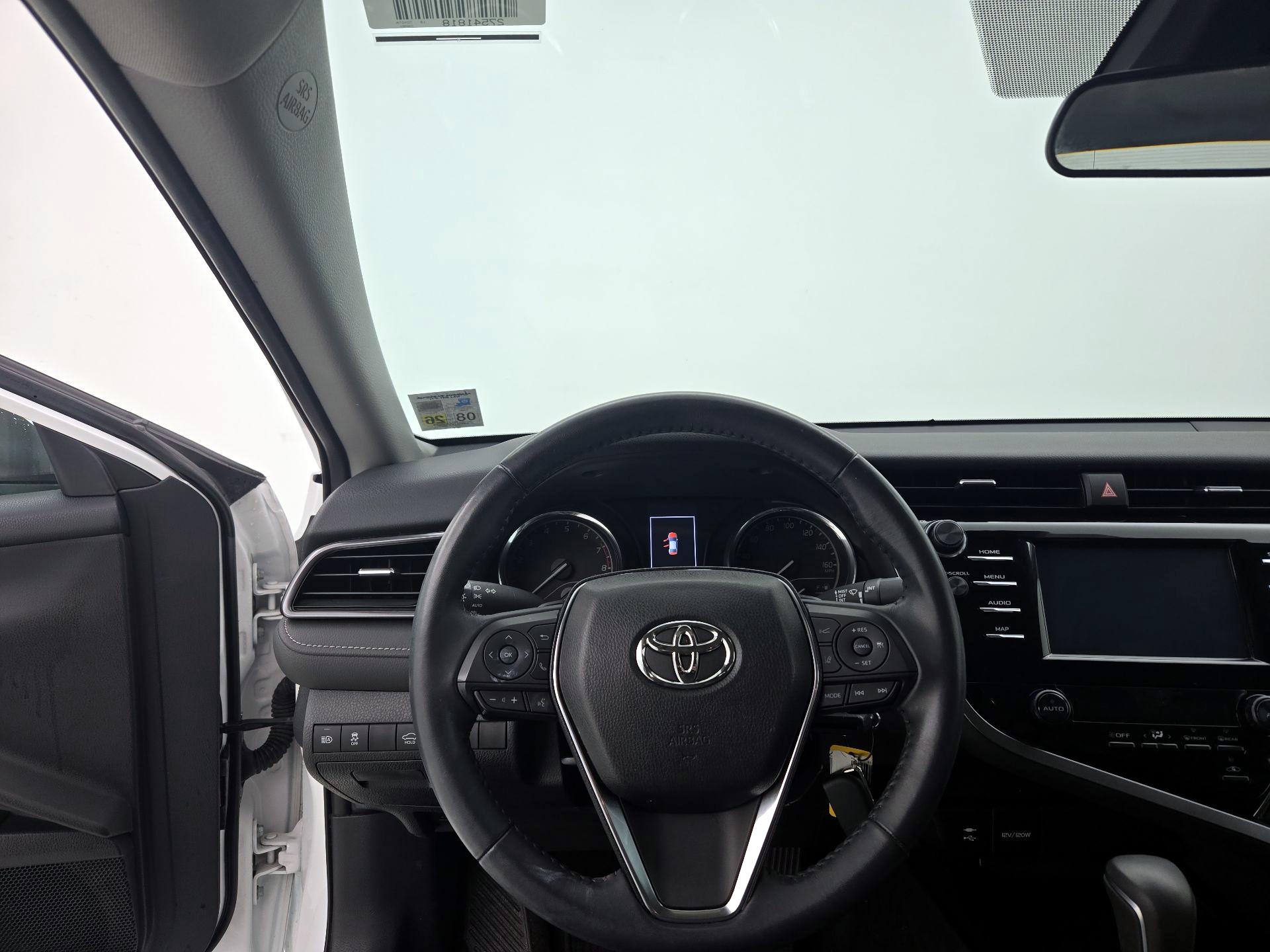 Thumbnail: 2019 Toyota Camry - 10