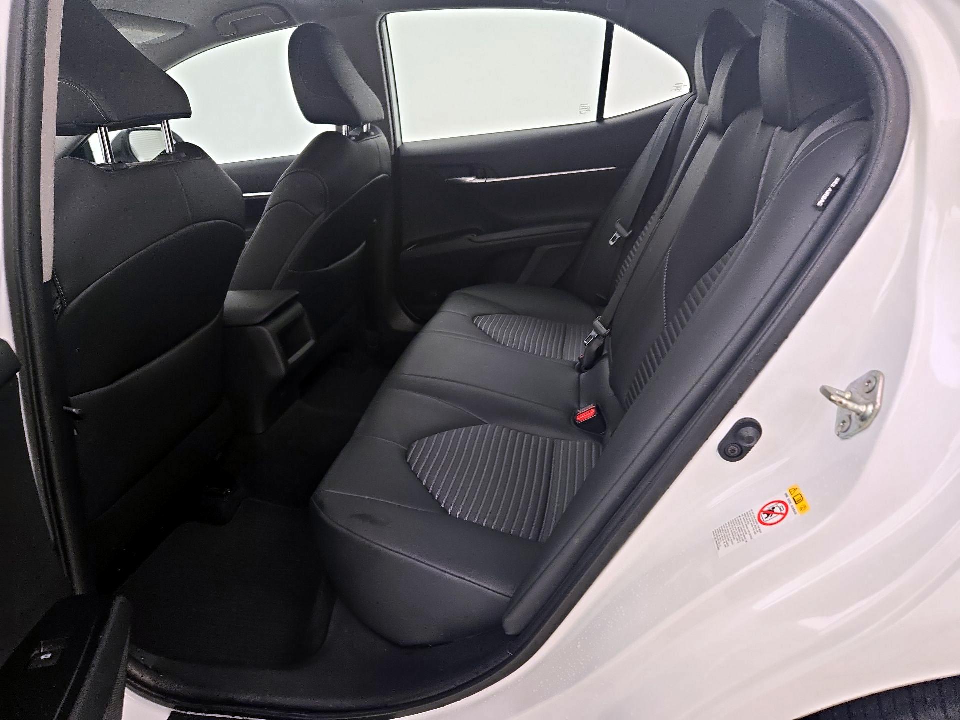 Thumbnail: 2019 Toyota Camry - 19