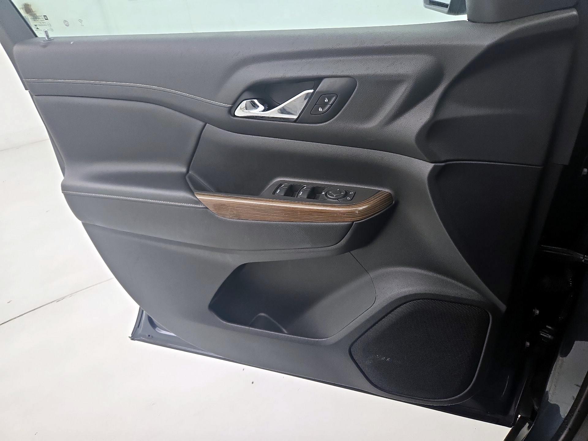 Thumbnail: 2020 GMC Acadia - 12