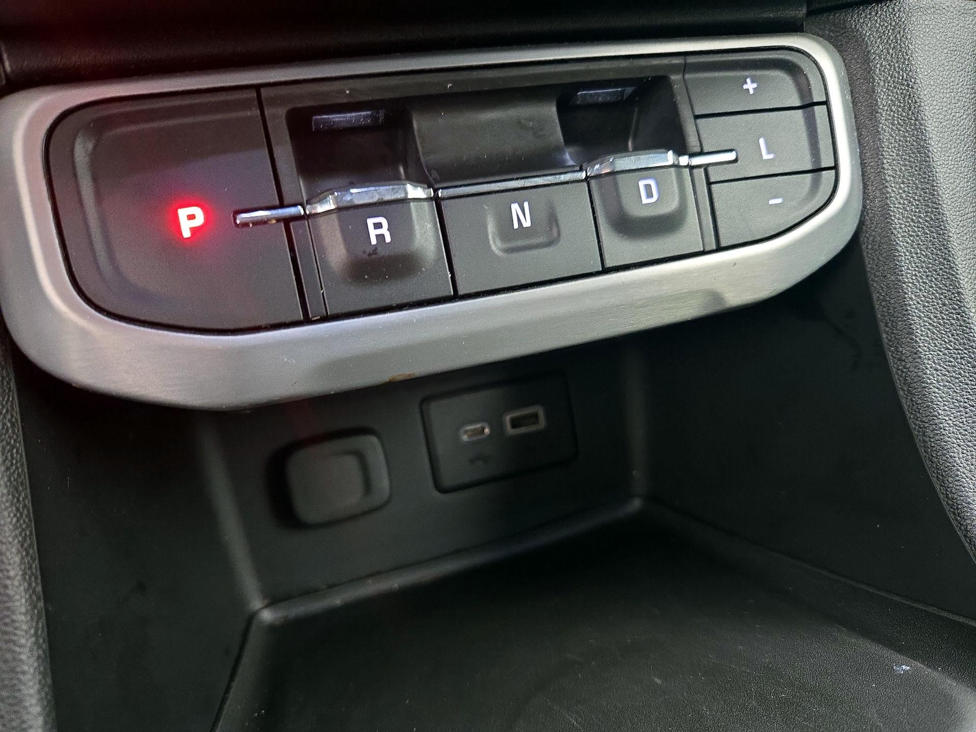 Thumbnail: 2020 GMC Acadia - 17