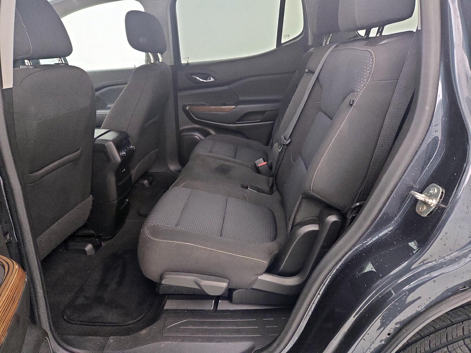 Thumbnail: 2020 GMC Acadia - 19