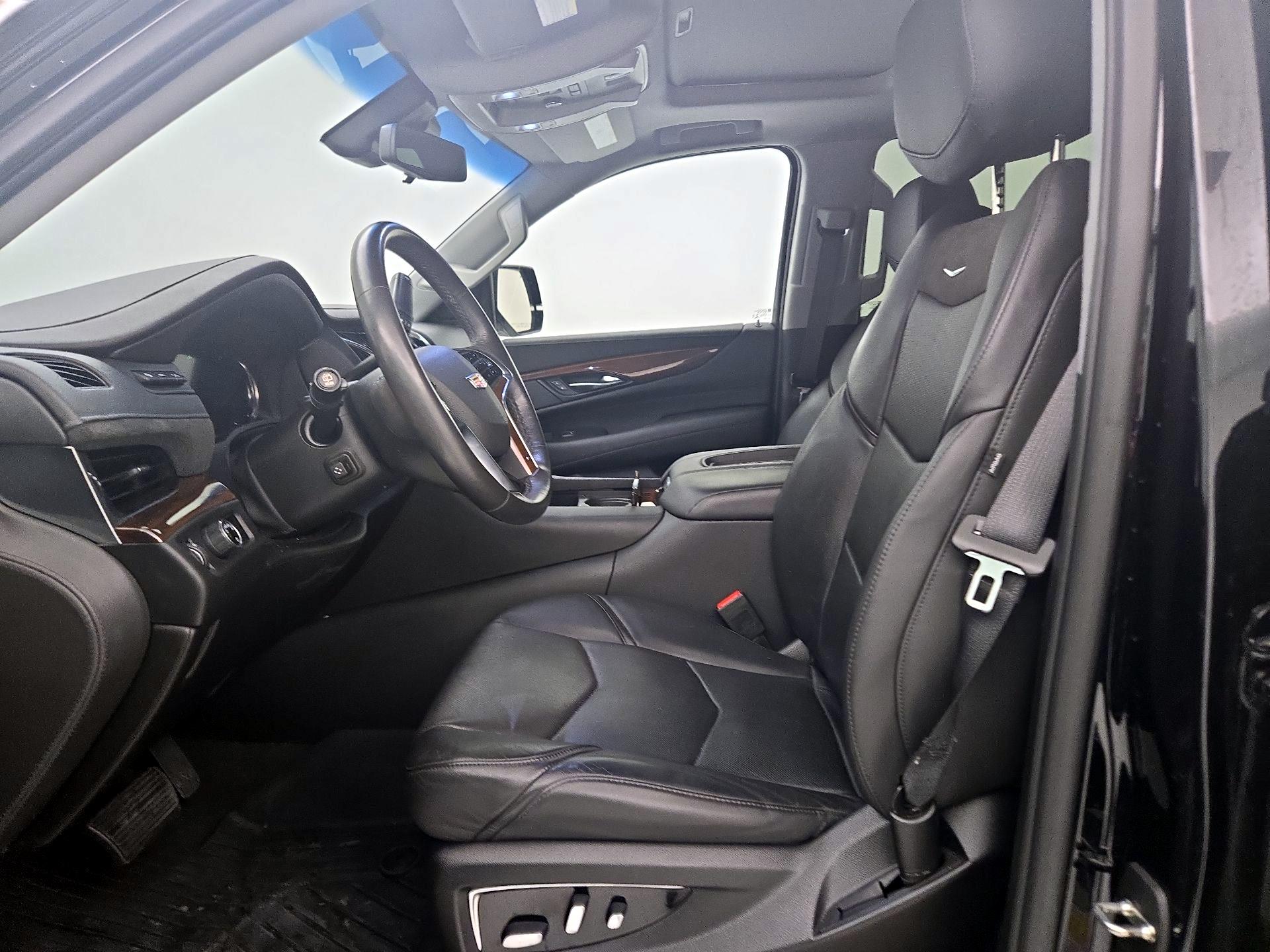 Thumbnail: 2020 Cadillac Escalade - 11