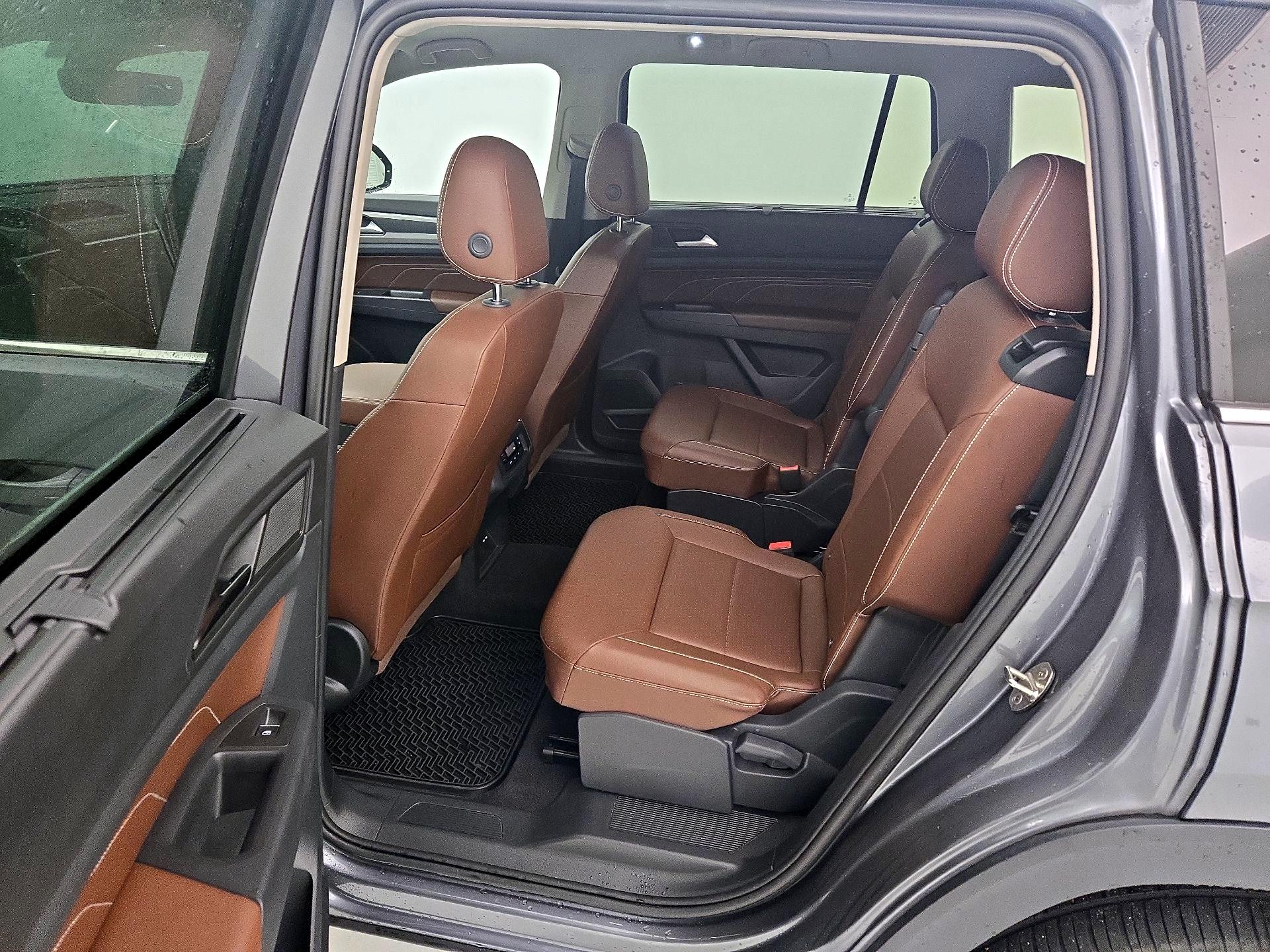 Thumbnail: 2022 Volkswagen Atlas - 20